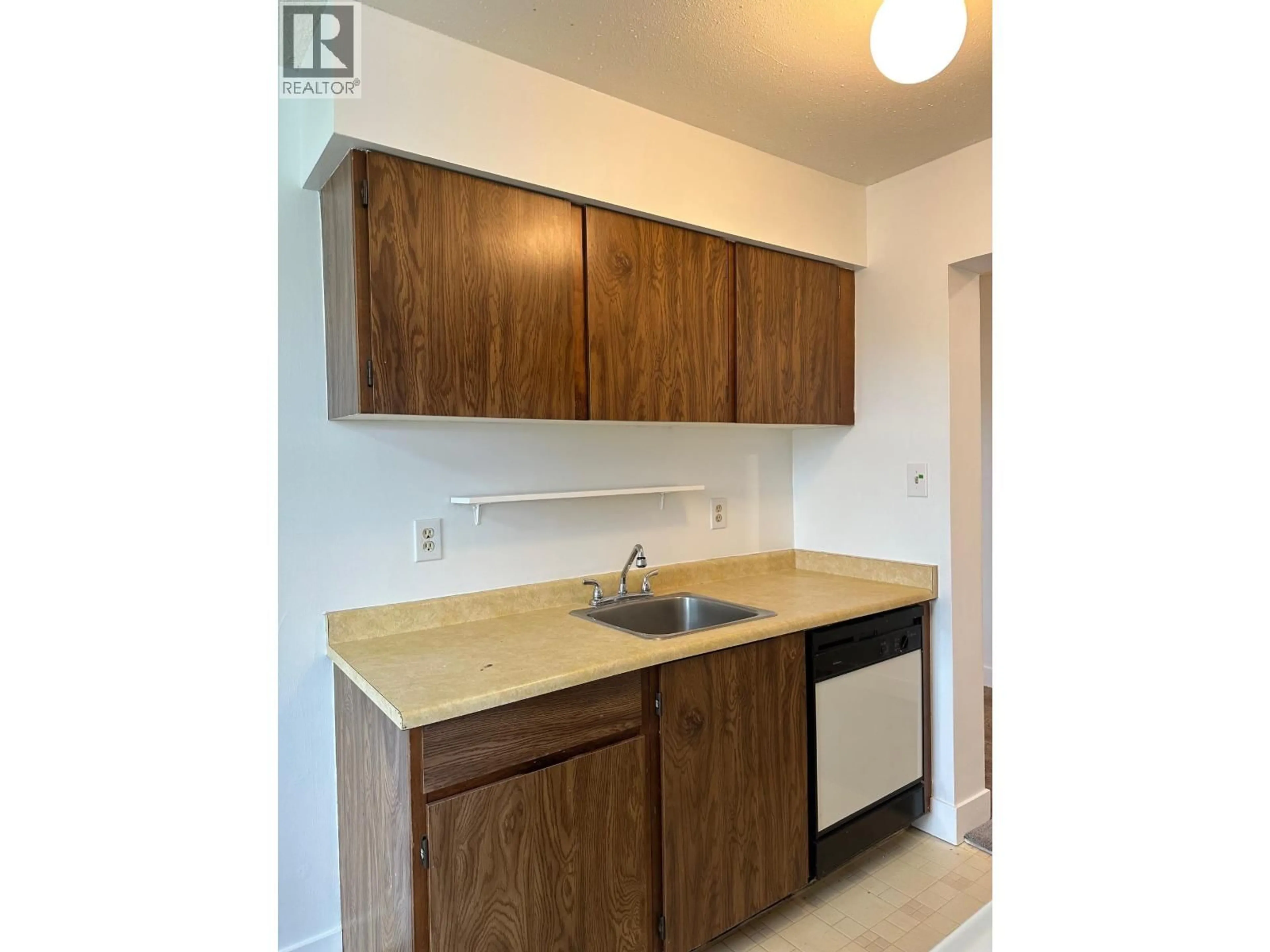 Standard kitchen, unknown for 204 - 6655 LYNAS LANE, Richmond British Columbia V7C3K8