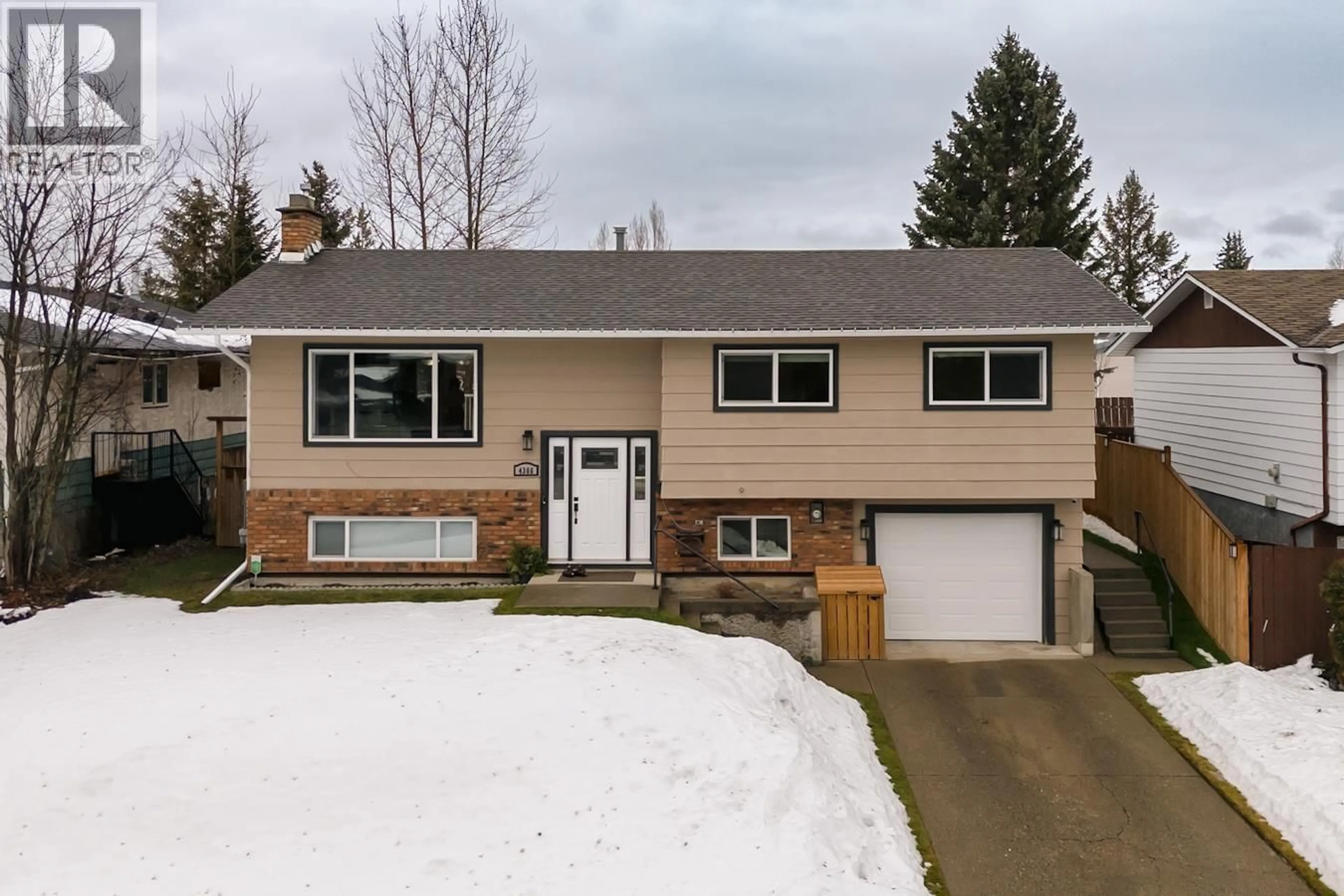 Home with vinyl exterior material, street for 4366 BAXTER AVENUE, Prince George British Columbia V2M5Y4
