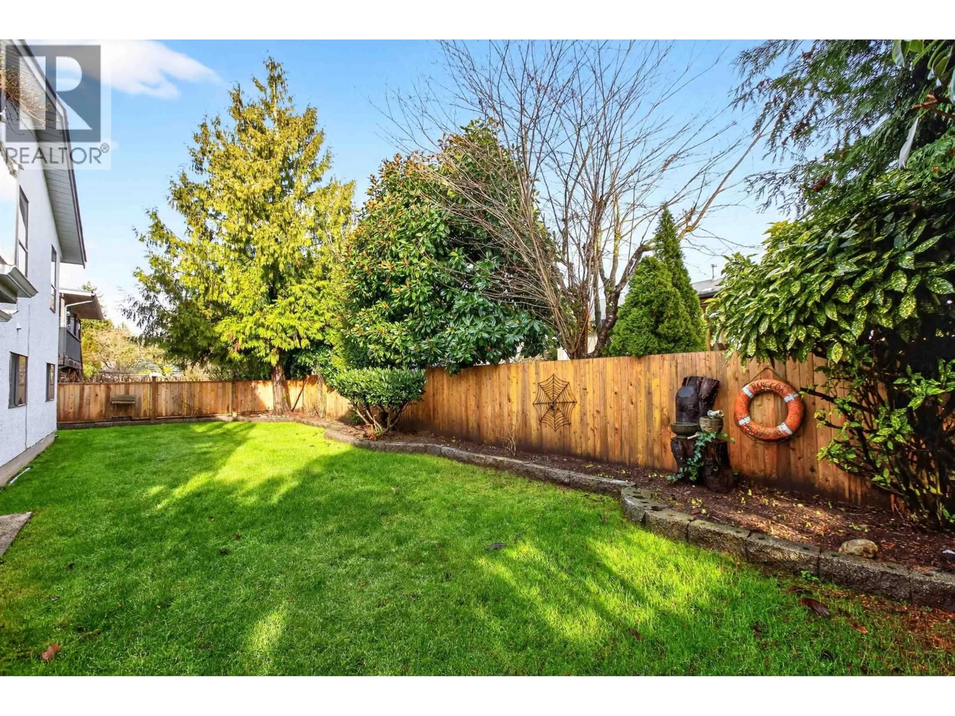 Unknown for 11570 196B STREET, Pitt Meadows British Columbia V3Y1P2