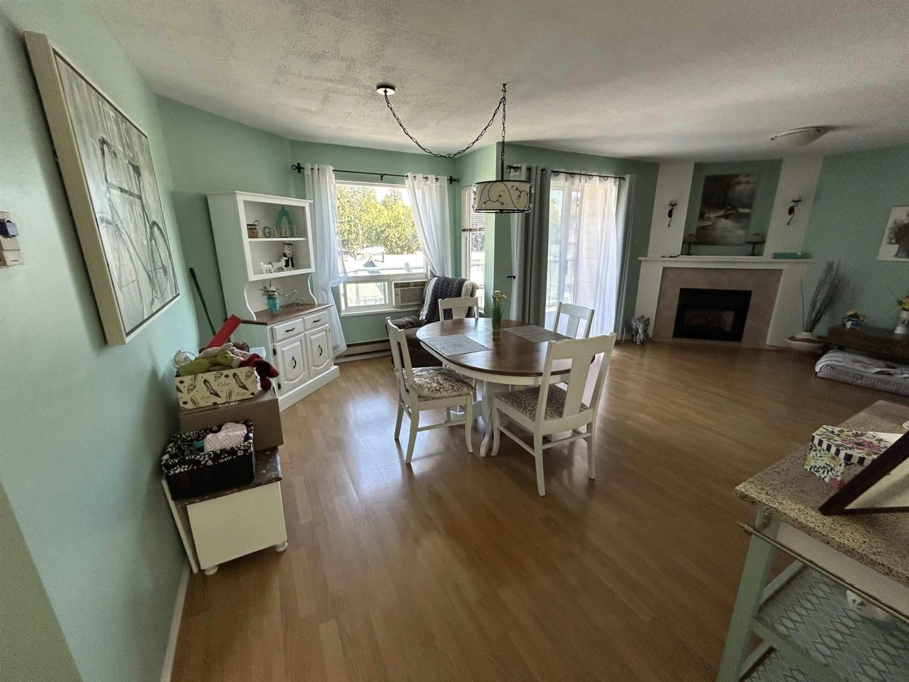 Unknown for 305 - 9295 122 STREET, Surrey British Columbia V3V4L4