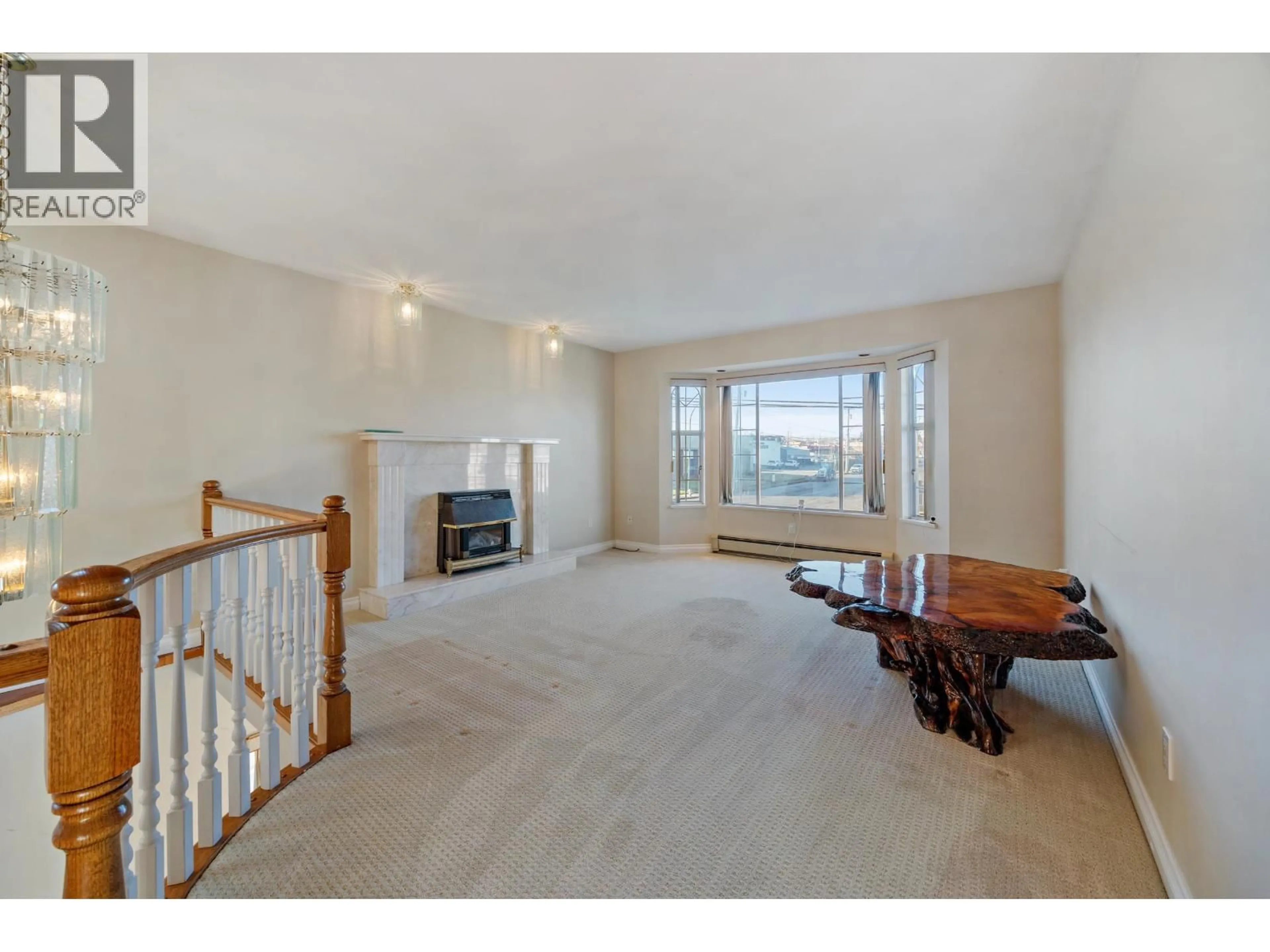 Unknown for 6796 WALTHAM AVENUE, Burnaby British Columbia V5H3V8