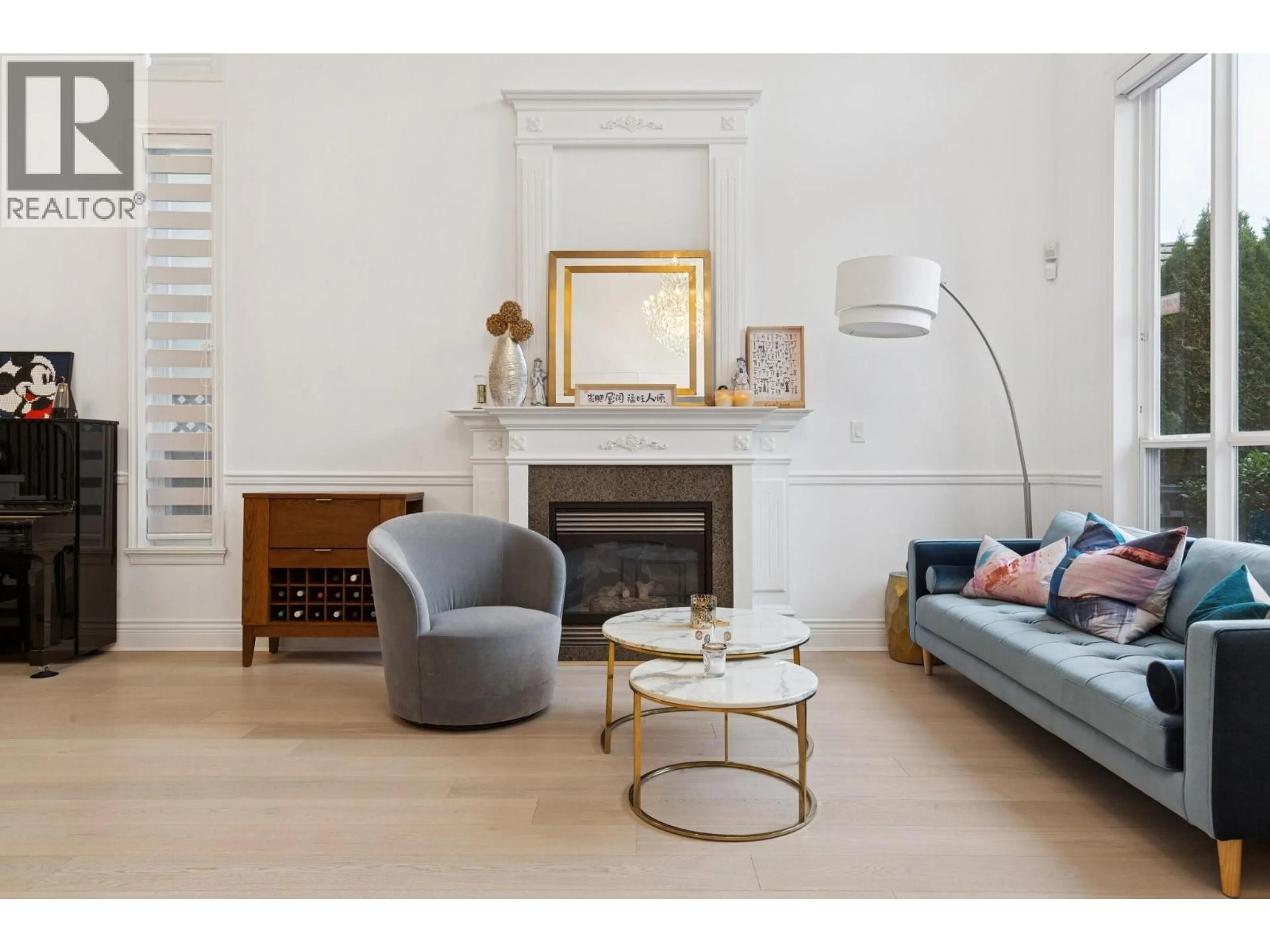 Living room with furniture, unknown for 5580 CANTRELL ROAD, Richmond British Columbia V7C3H1