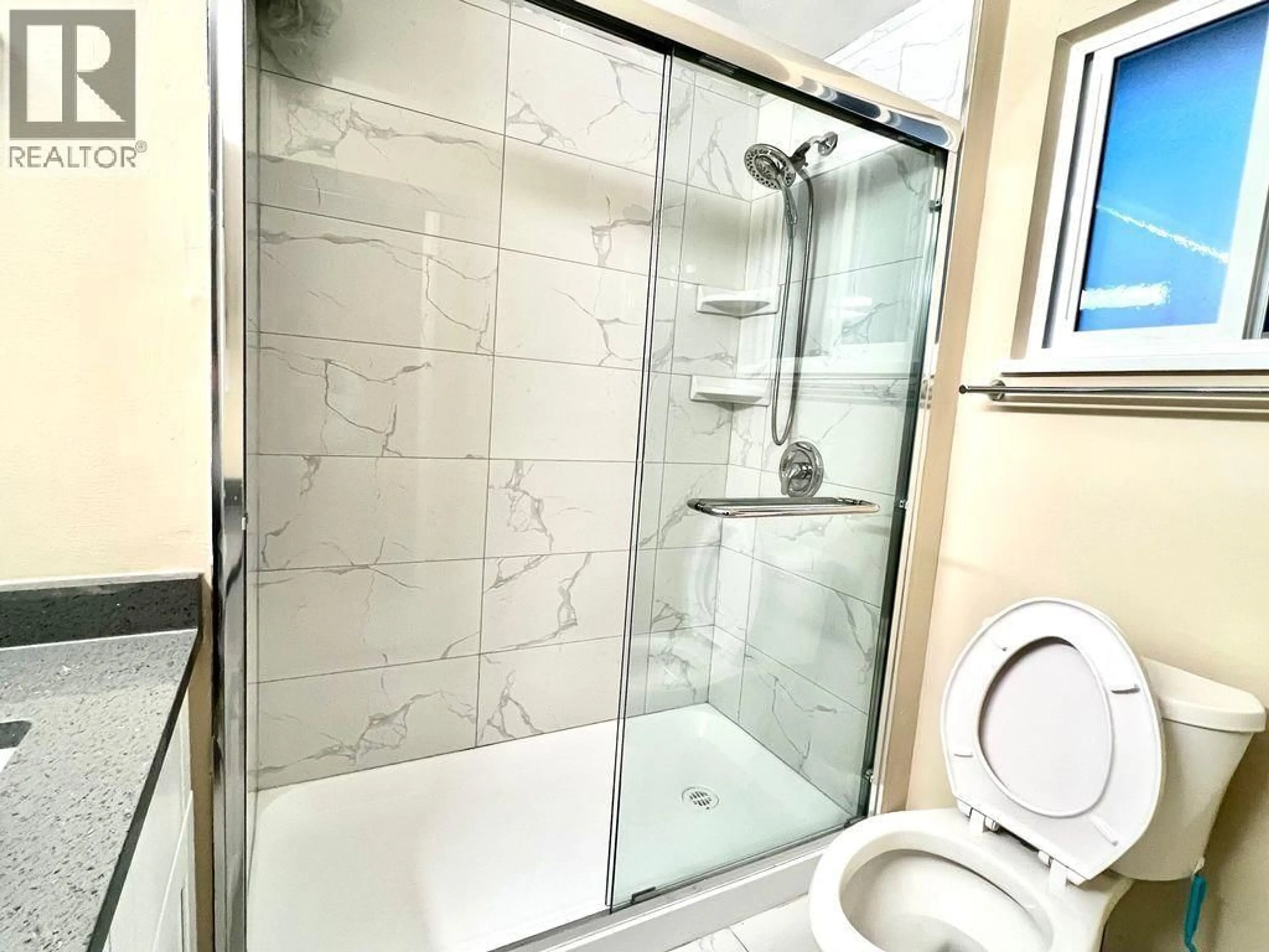 Standard bathroom, ceramic/tile floor for 11160 BARKENTINE PLACE, Richmond British Columbia V7E4R1