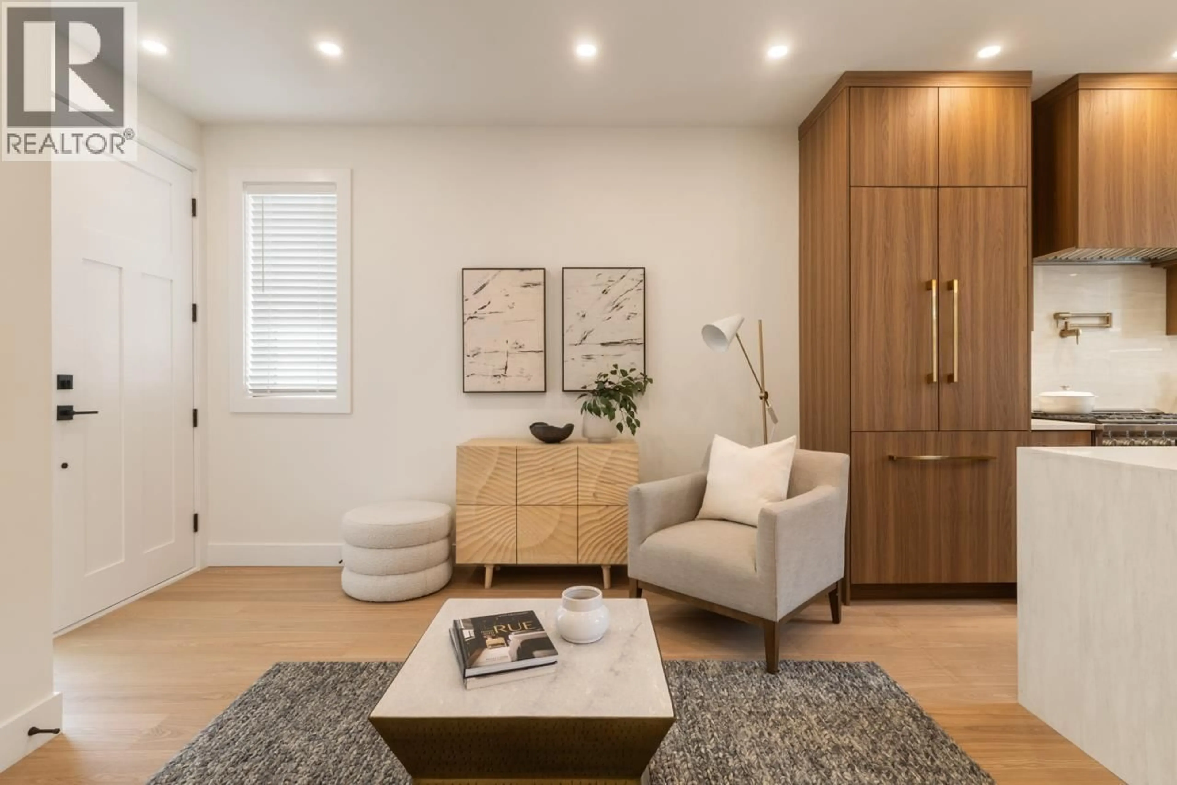 Living room with furniture, wood/laminate floor for 2049 4TH AVENUE, Vancouver British Columbia V5N1K5