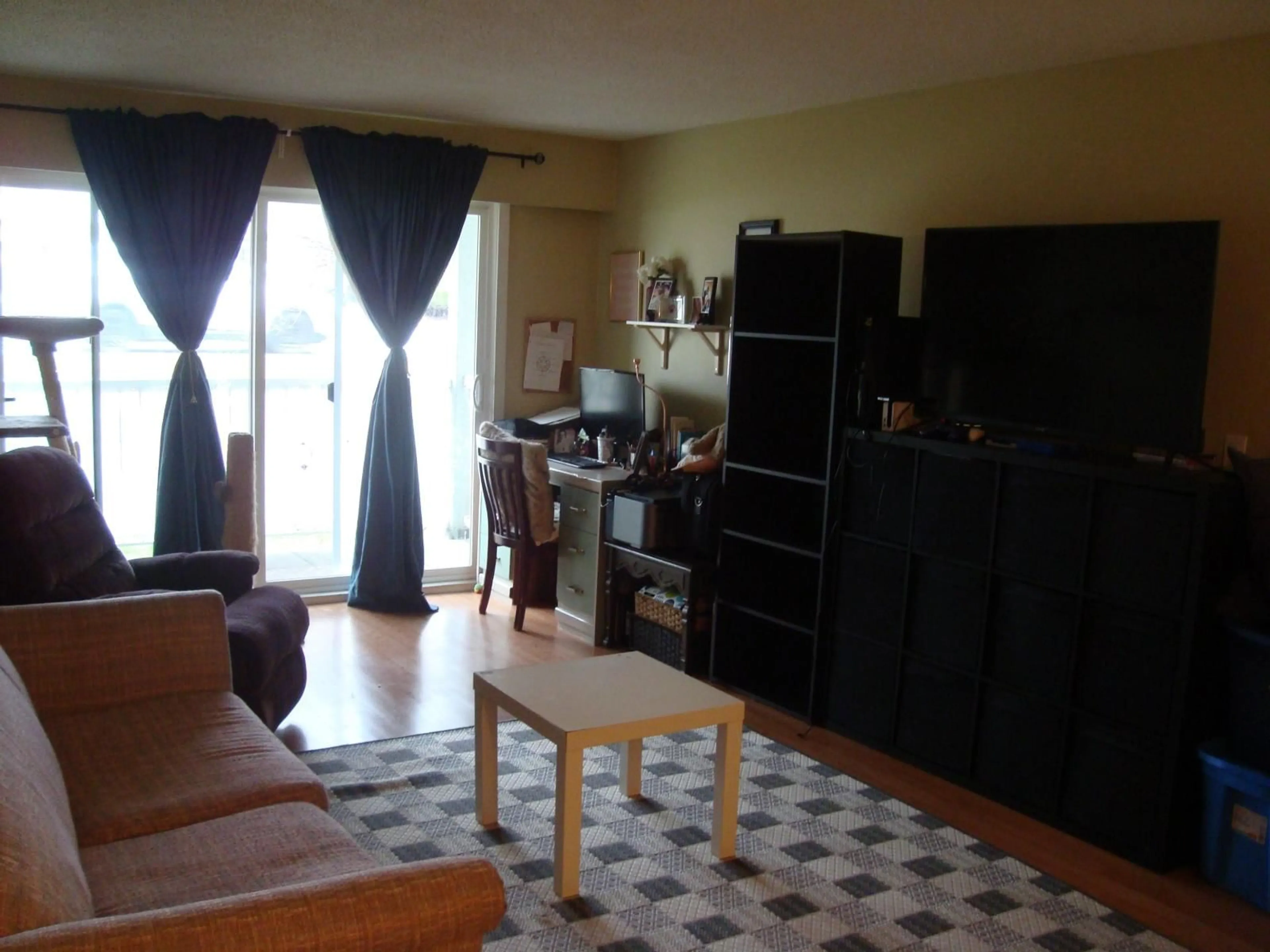 Living room with furniture, unknown for 126 - 32850 GEORGE FERGUSON WAY, Abbotsford British Columbia V2S7K1