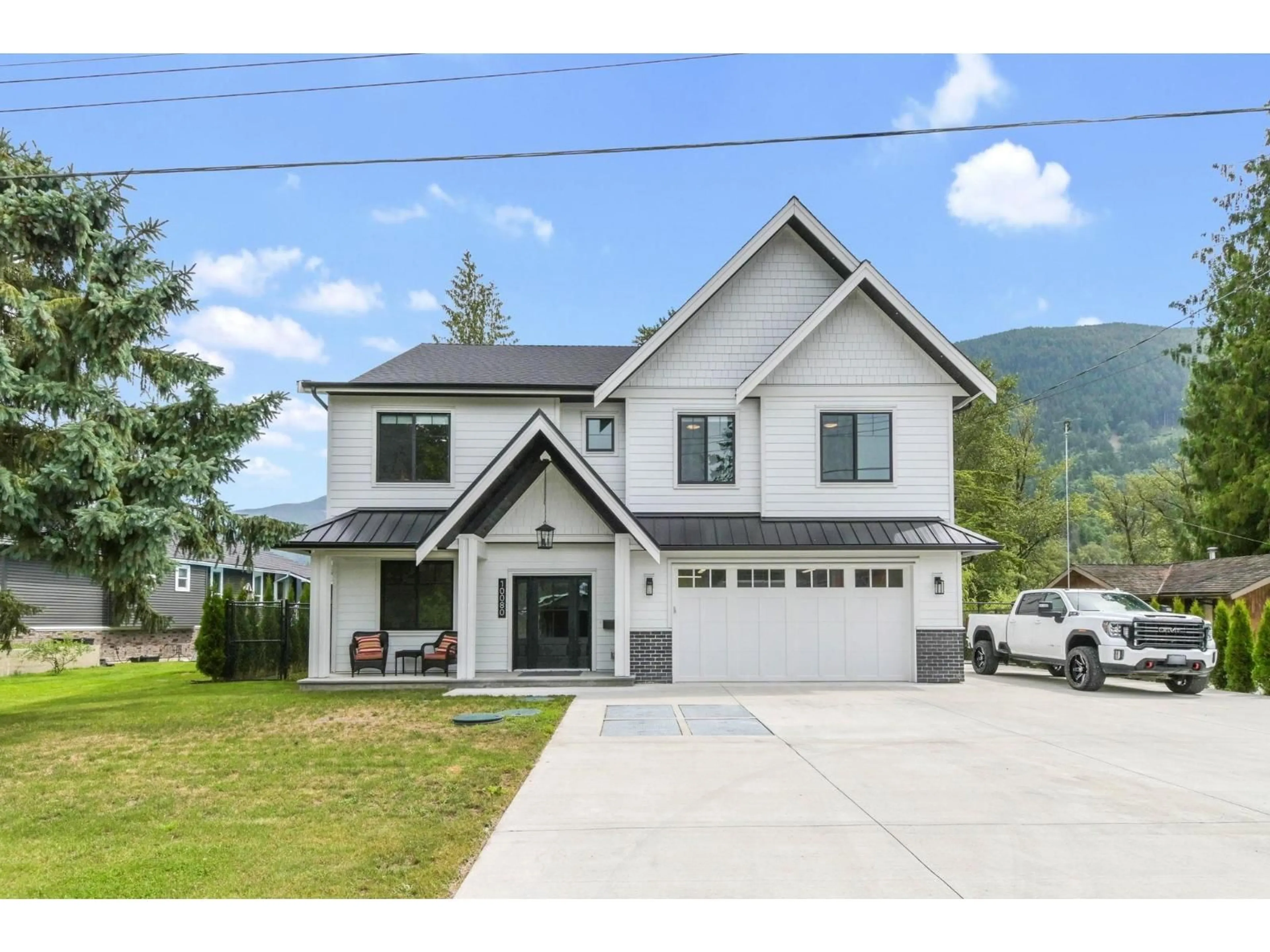 Home with vinyl exterior material, mountain view for 10080 MOUNTAINVIEW ROAD, Mission British Columbia V2V4J1