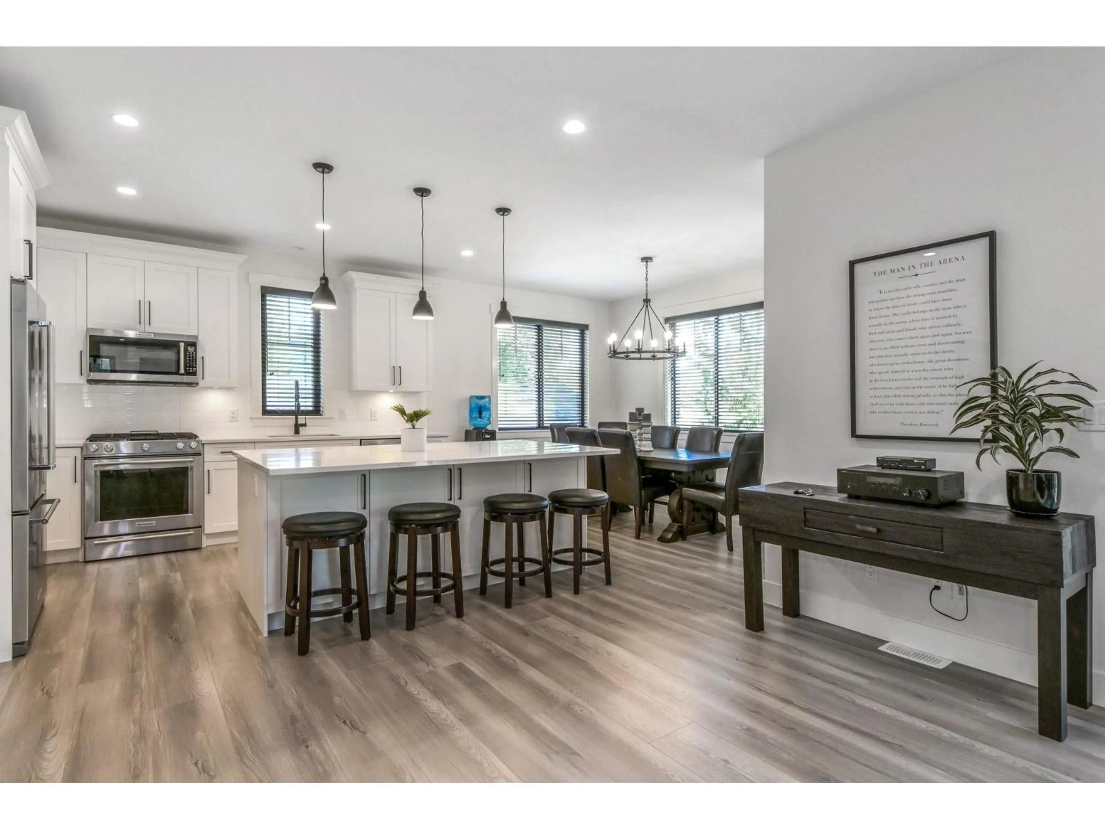 Open concept kitchen, unknown for 10080 MOUNTAINVIEW ROAD, Mission British Columbia V2V4J1