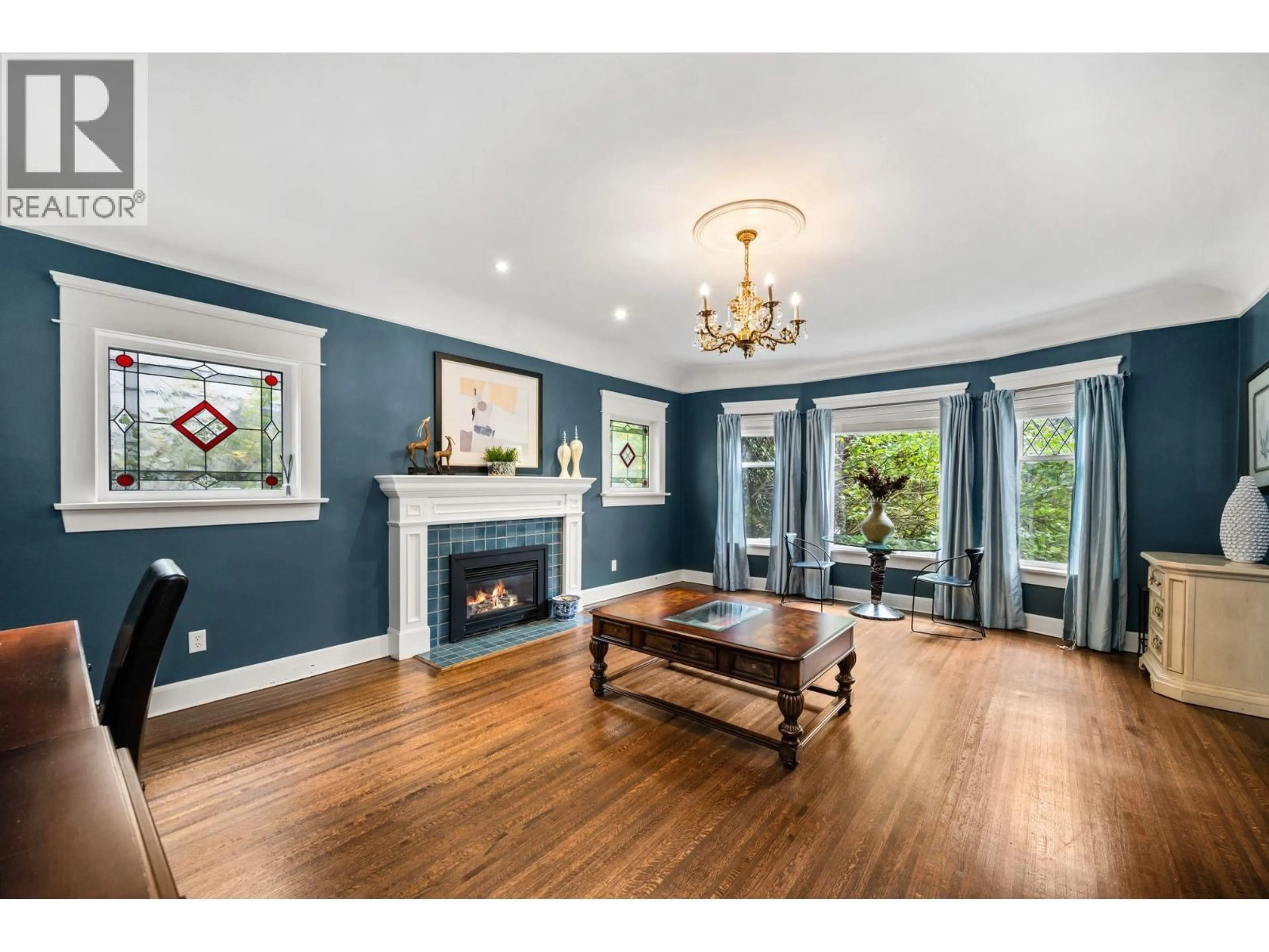 Unknown for 6050 ATHLONE STREET, Vancouver British Columbia V6M3A4