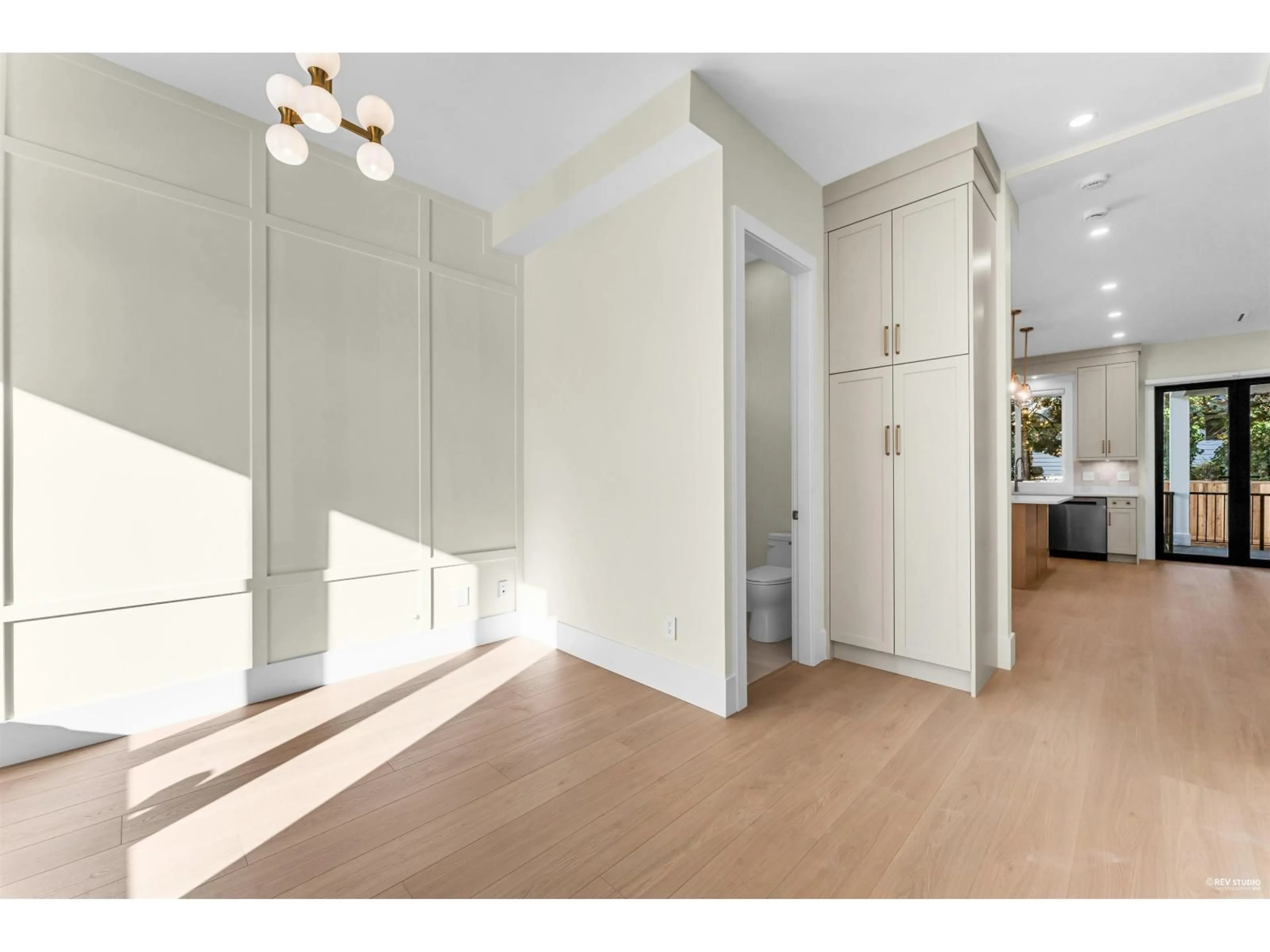 Indoor entryway for 11739 80 AVENUE, Delta British Columbia V4C7T9