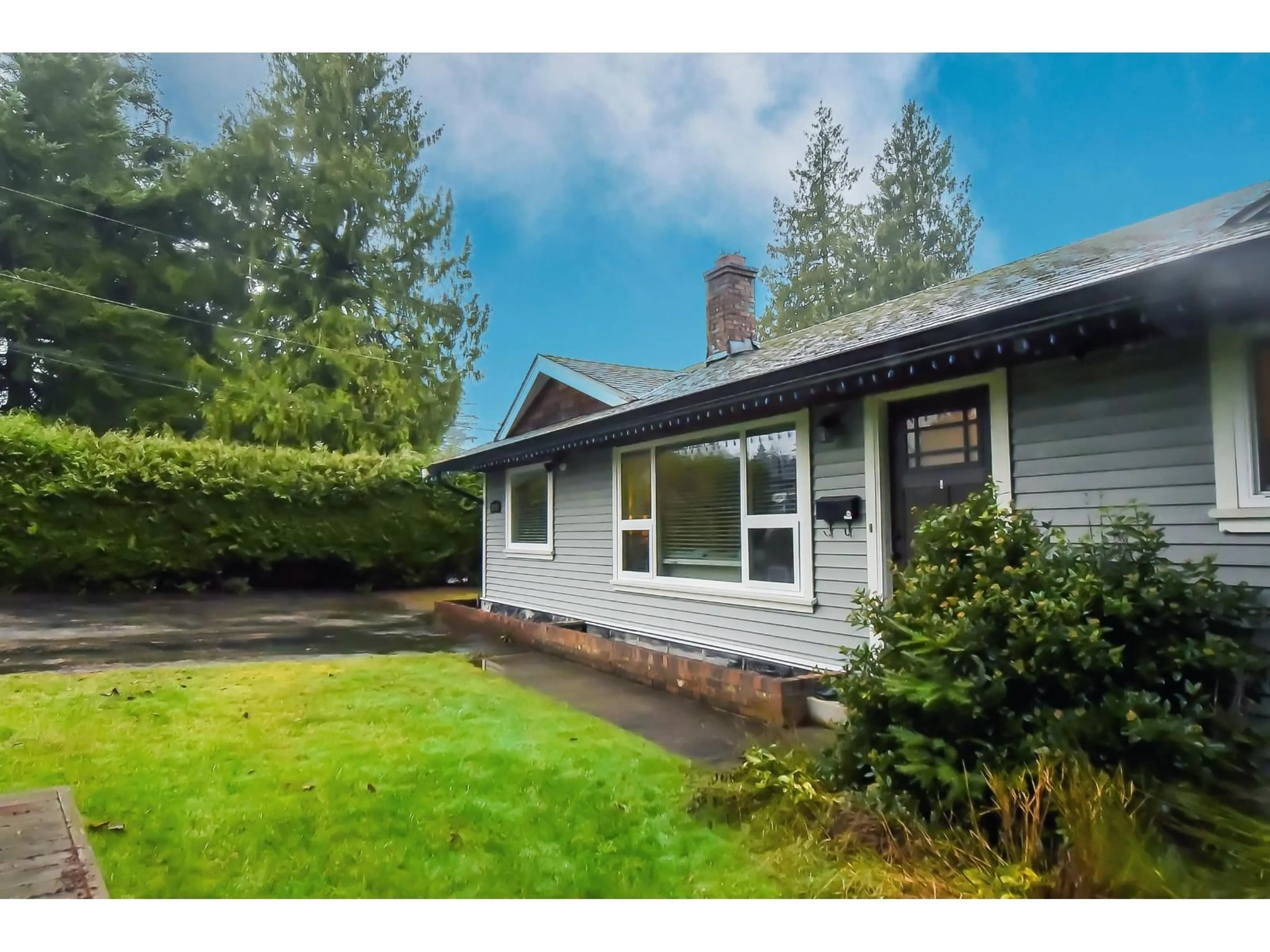 Unknown for 19735 48 AVENUE, Langley British Columbia V3A3L2