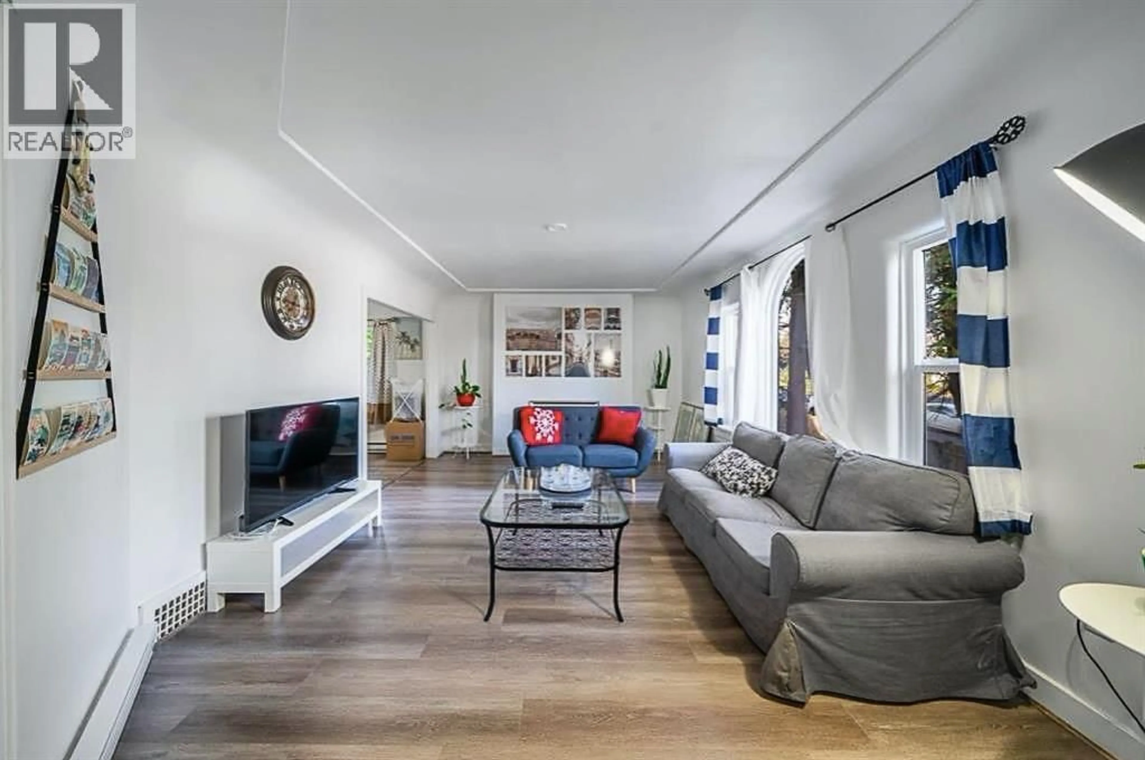 Living room with furniture, unknown for 3694 16TH AVENUE, Vancouver British Columbia V6R3C4