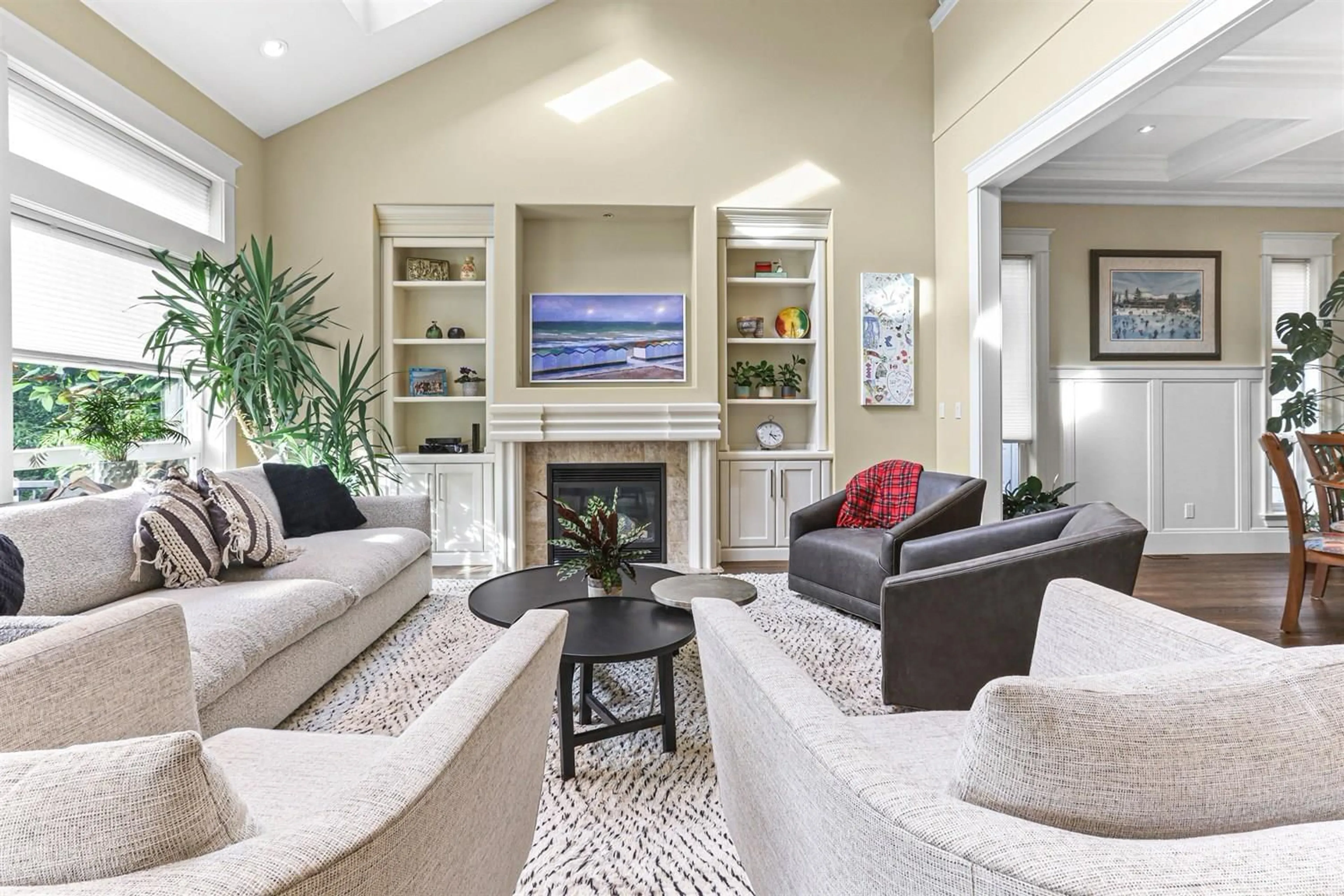 Living room with furniture, unknown for 2767 162 STREET, Surrey British Columbia V8S8E4