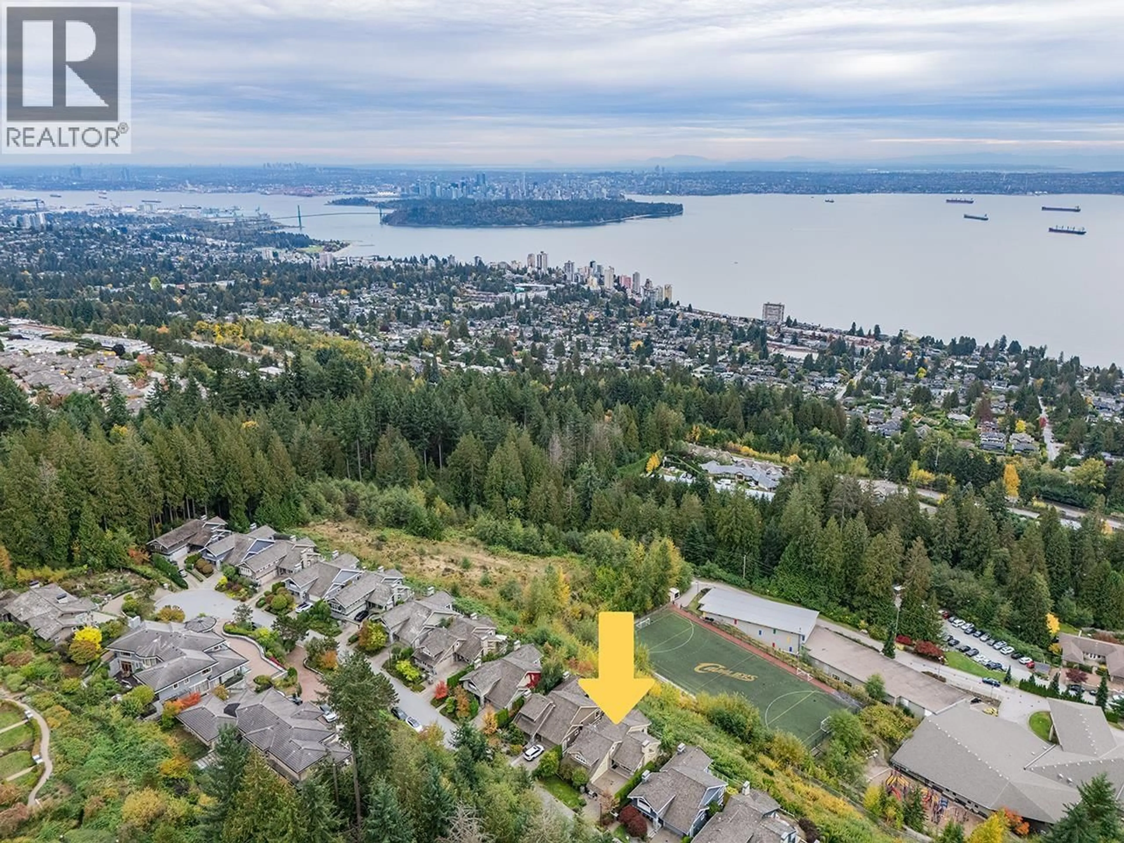 A pic from outside/outdoor area/front of a property/back of a property/a pic from drone, water/lake/river/ocean view for 2546 MARR CREEK COURT, West Vancouver British Columbia V7S0A3