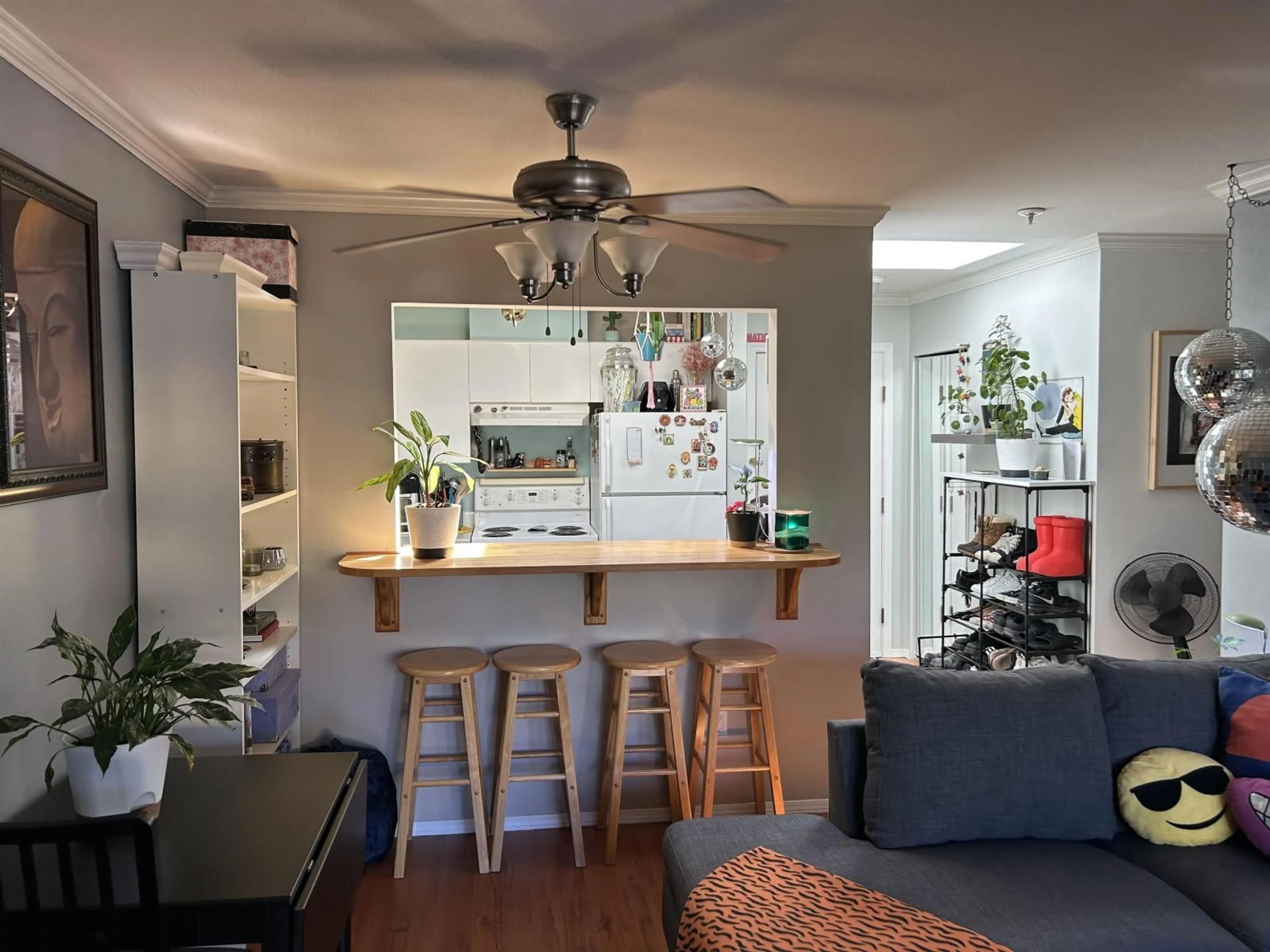 Living room with furniture, unknown for 304 - 10665 139 STREET, Surrey British Columbia V3T4L8