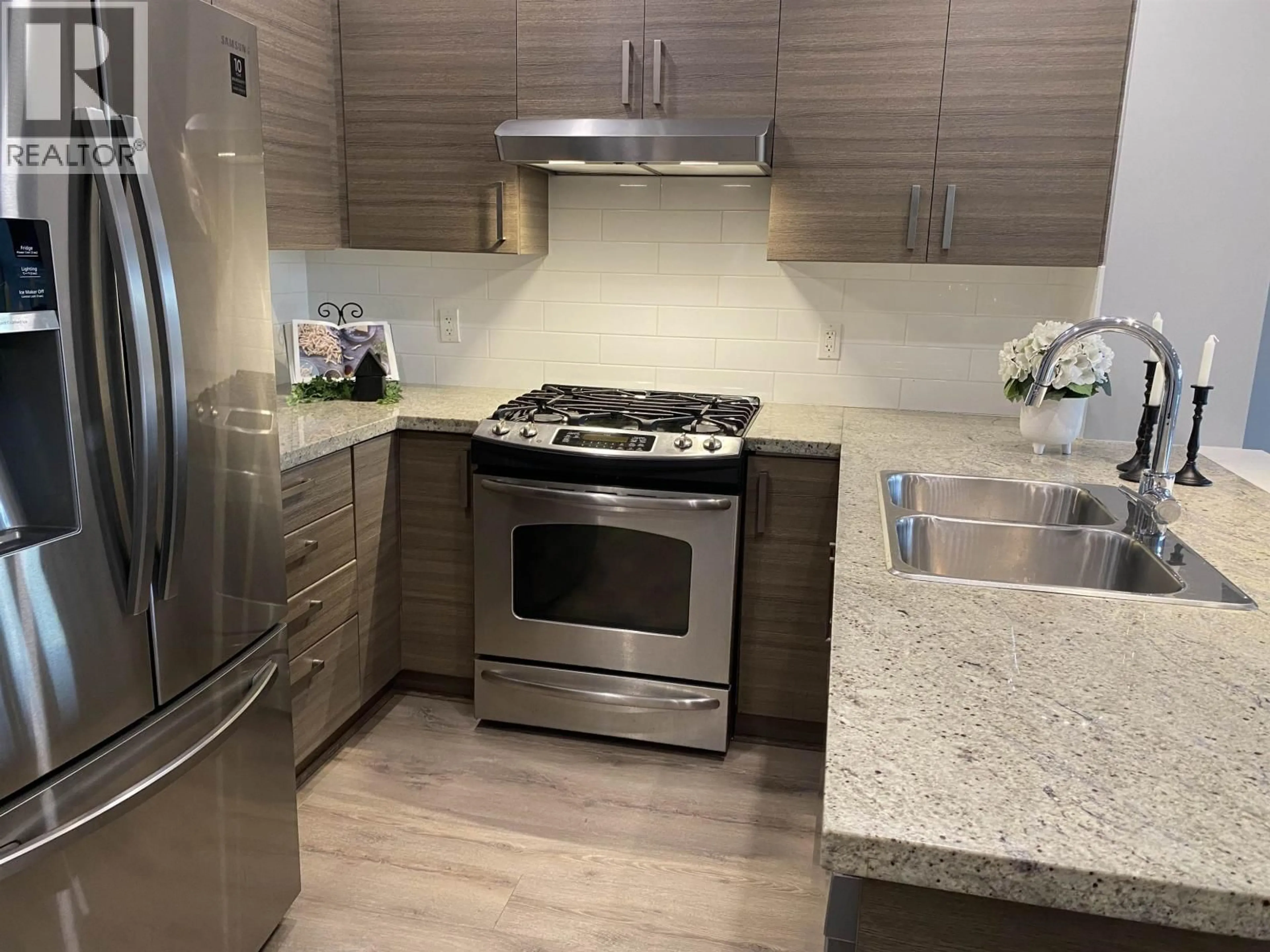 Unknown for 409 - 1153 KENSAL PLACE, Coquitlam British Columbia V3B0G8