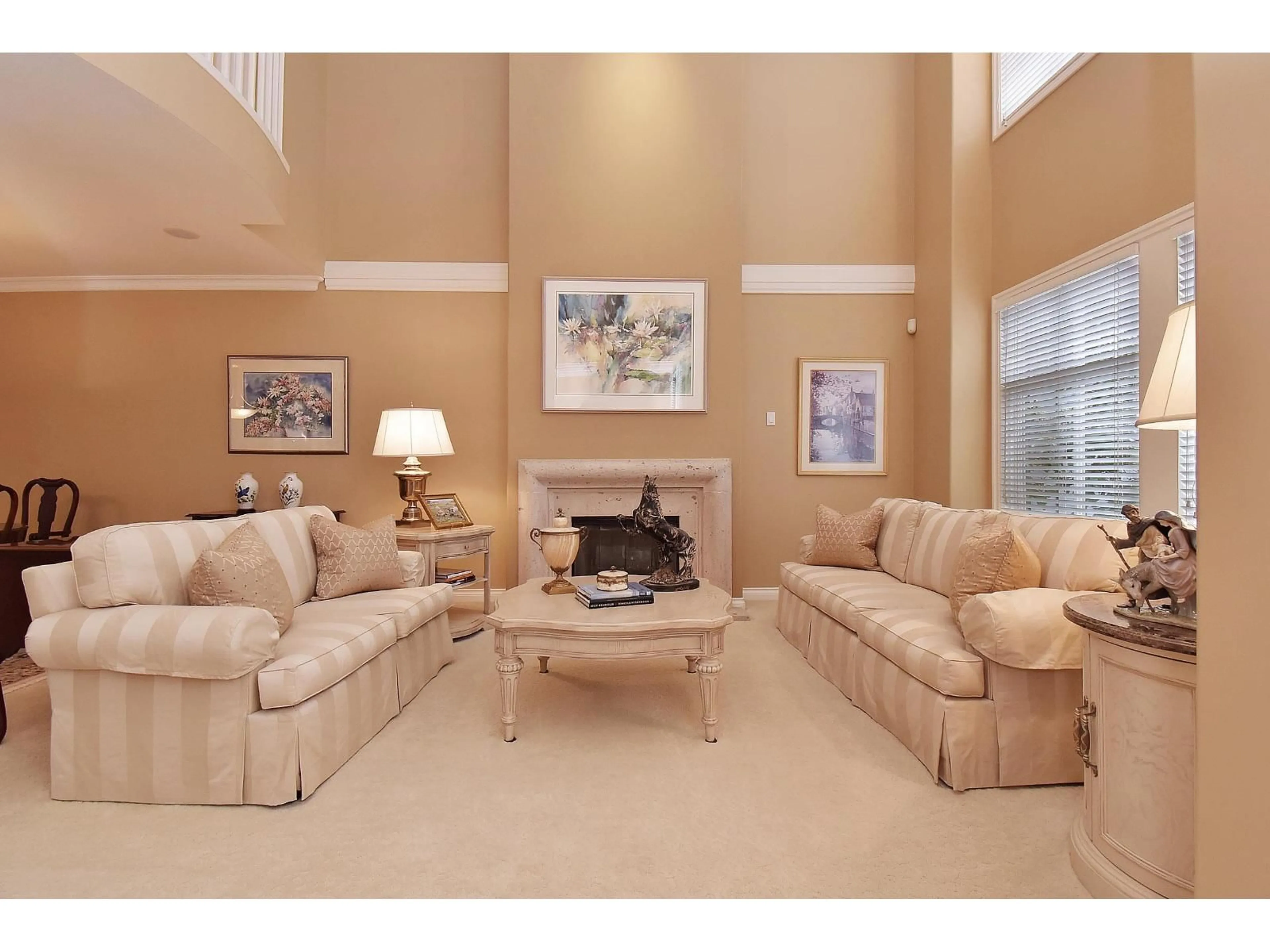 Living room with furniture, unknown for 8 - 15715 34 AVENUE, Surrey British Columbia V3Z0J6