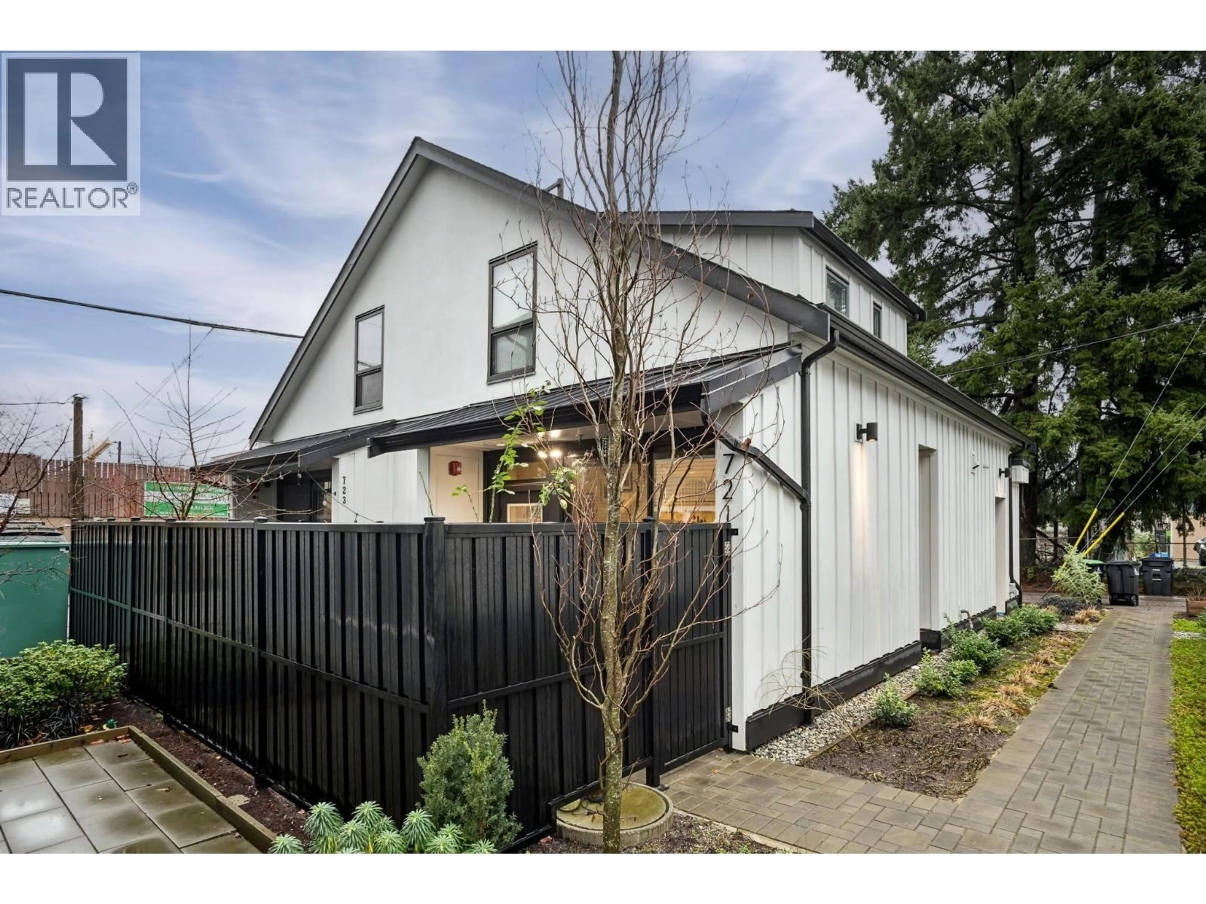 Unknown for 721 26TH AVENUE, Vancouver British Columbia V5V2H9