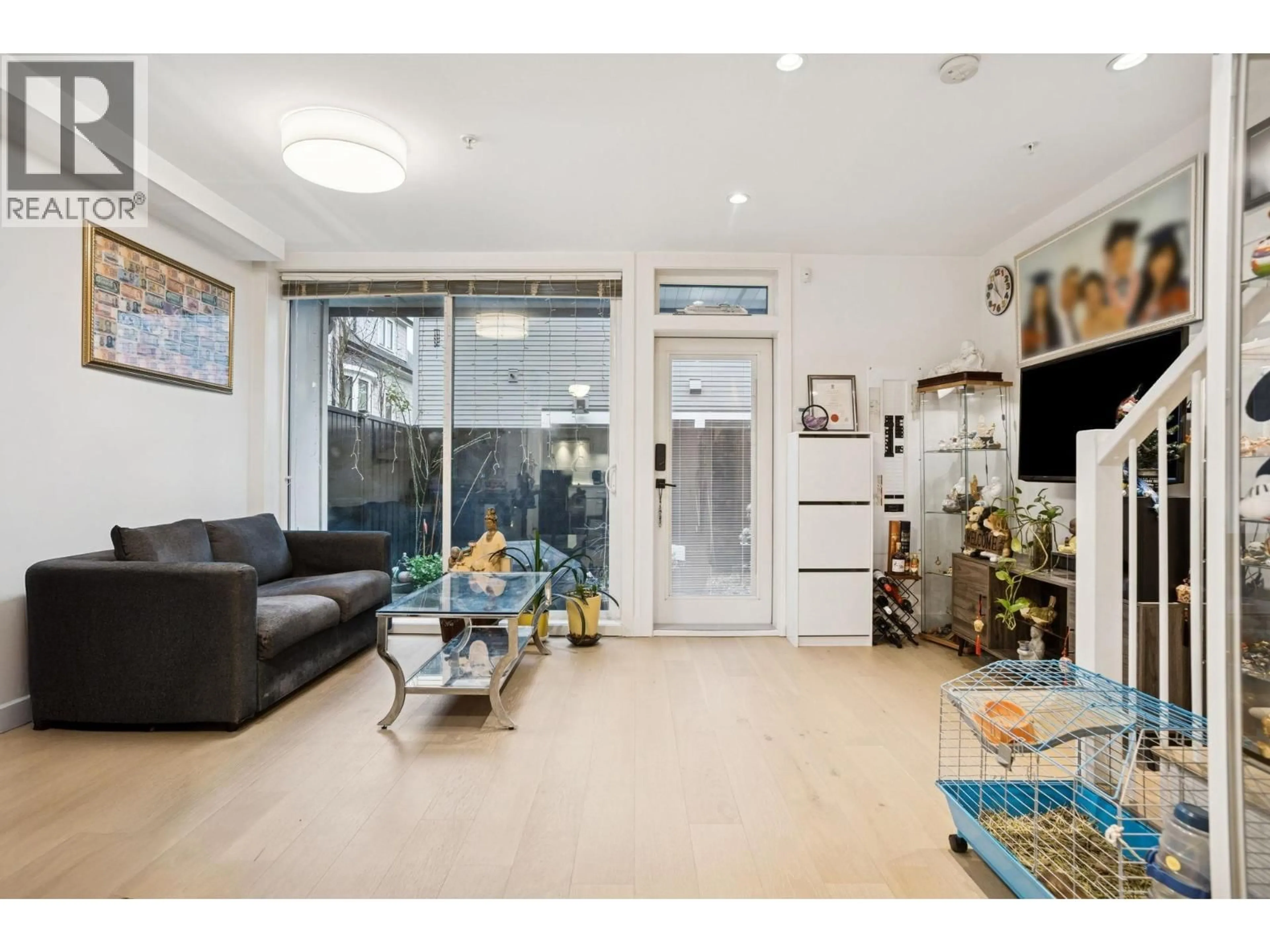 Unknown for 721 26TH AVENUE, Vancouver British Columbia V5V2H9