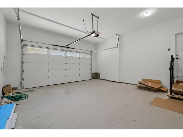 8587 FOREST GATE DRIVE, Chilliwack 5