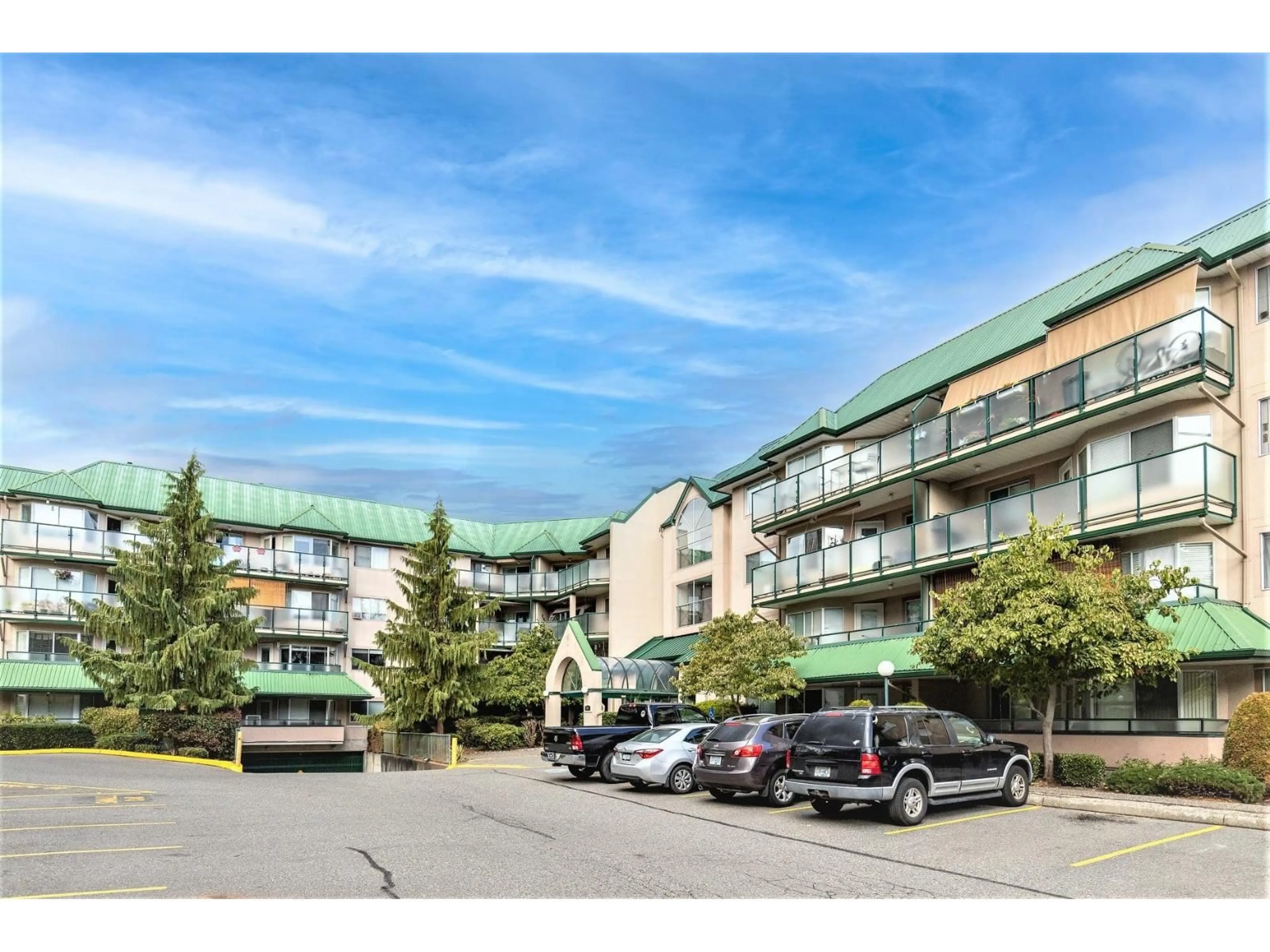 Unknown for 103 2962 TRETHEWEY STREET WEST, Abbotsford British Columbia V2T4M3