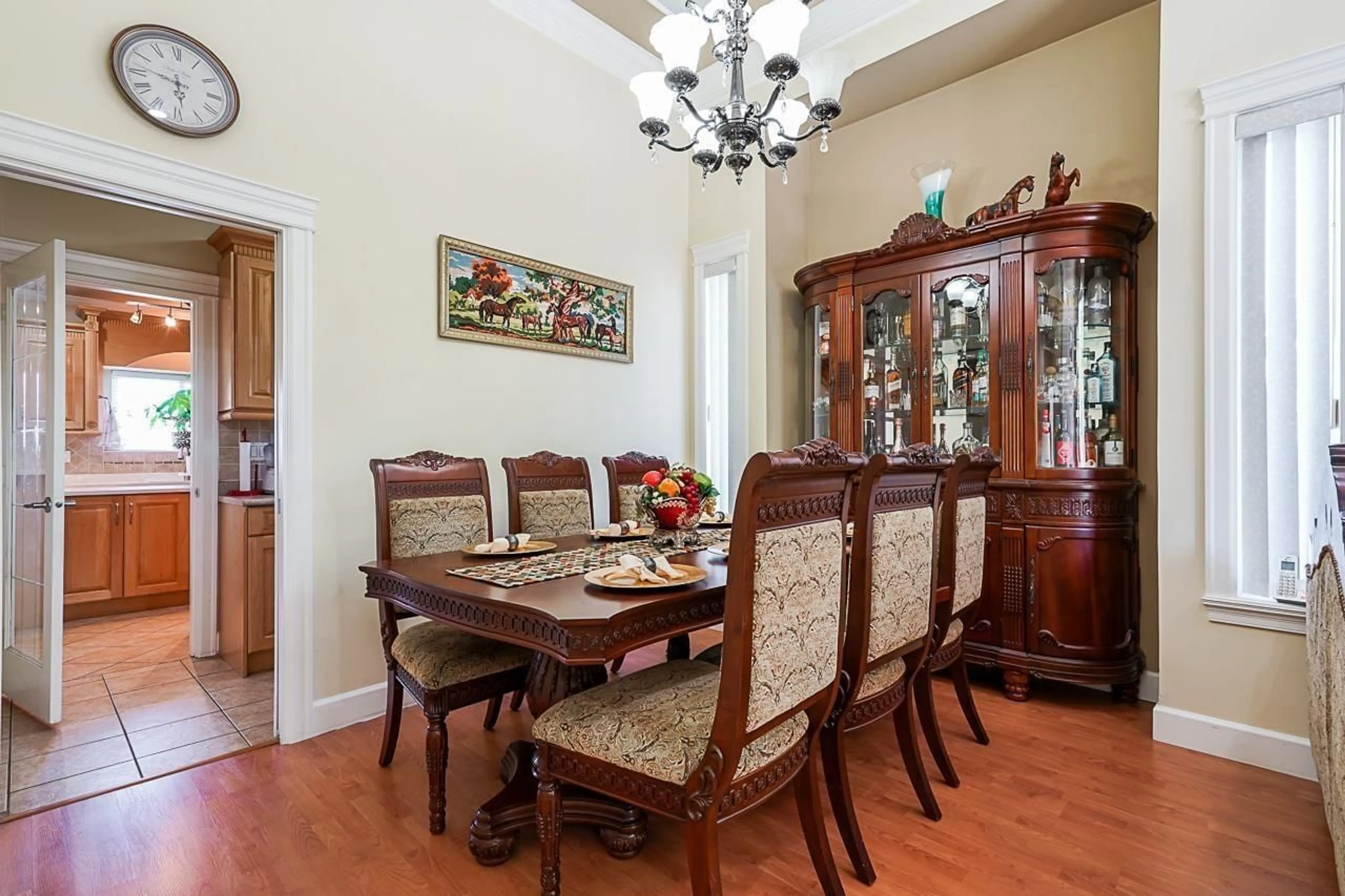 Dining room, wood/laminate floor for 13535 80A AVENUE, Surrey British Columbia V3W1R3