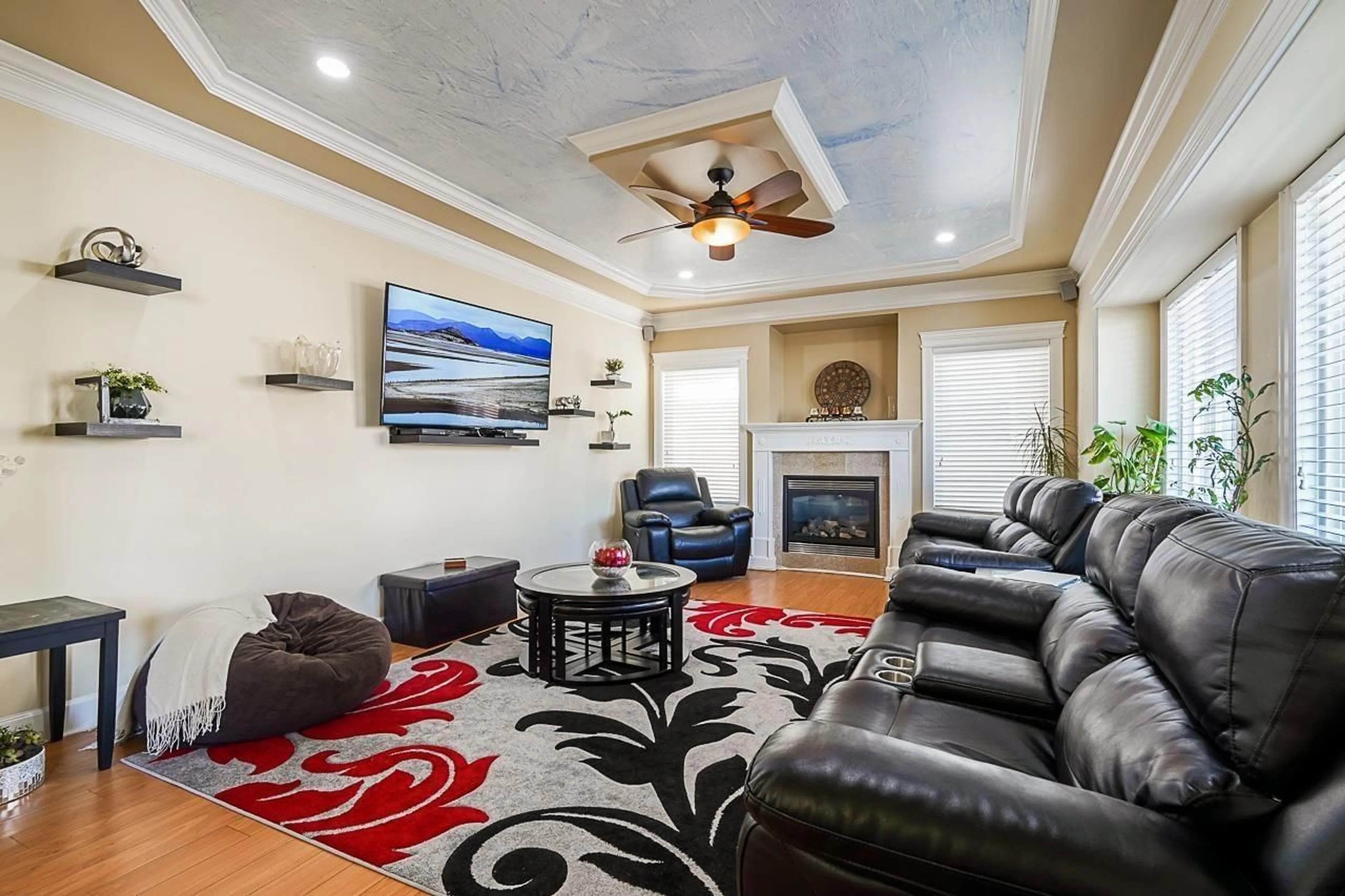 Living room with furniture, unknown for 13535 80A AVENUE, Surrey British Columbia V3W1R3