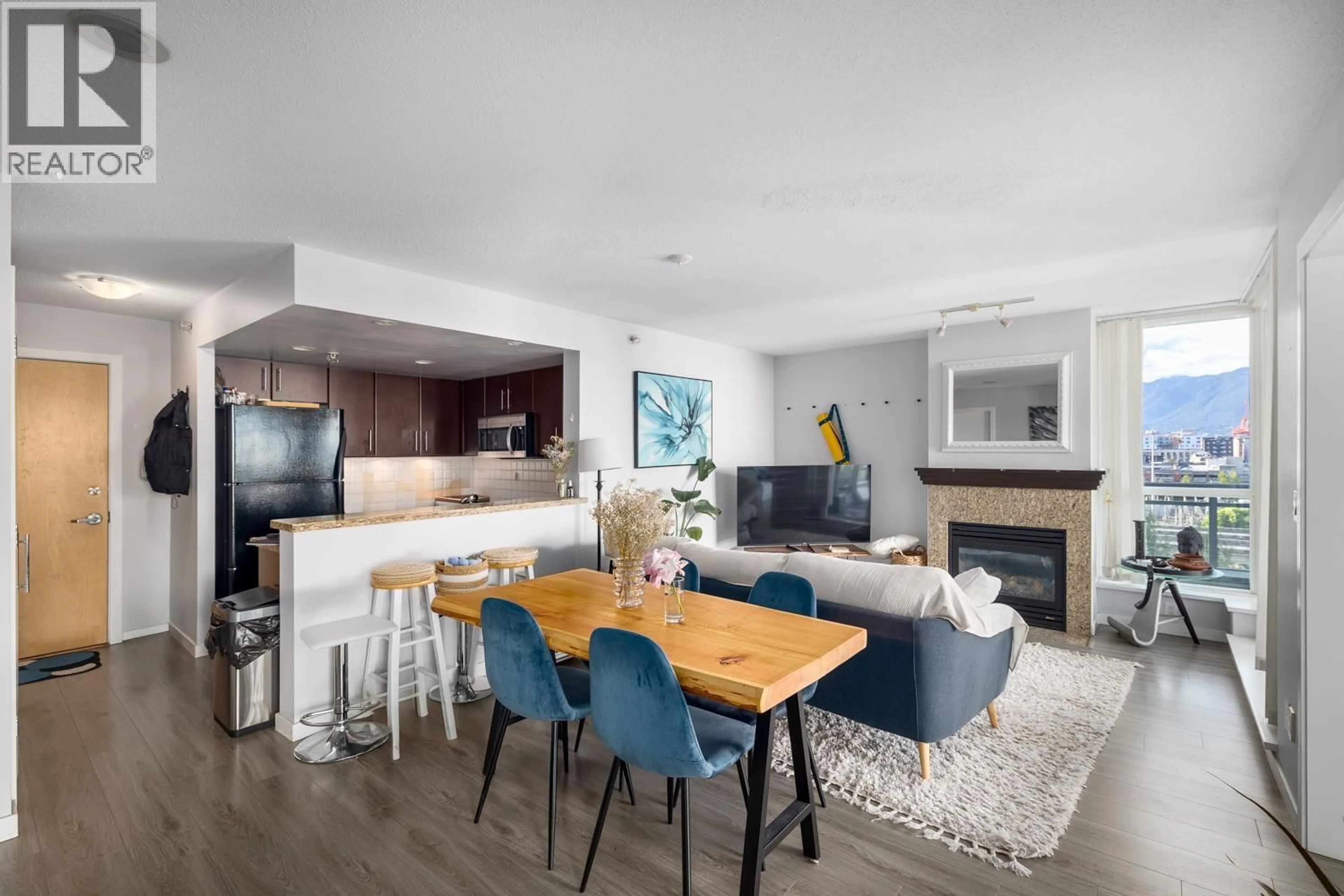 Unknown for 1002 - 120 MILROSS AVENUE, Vancouver British Columbia V6A4K7