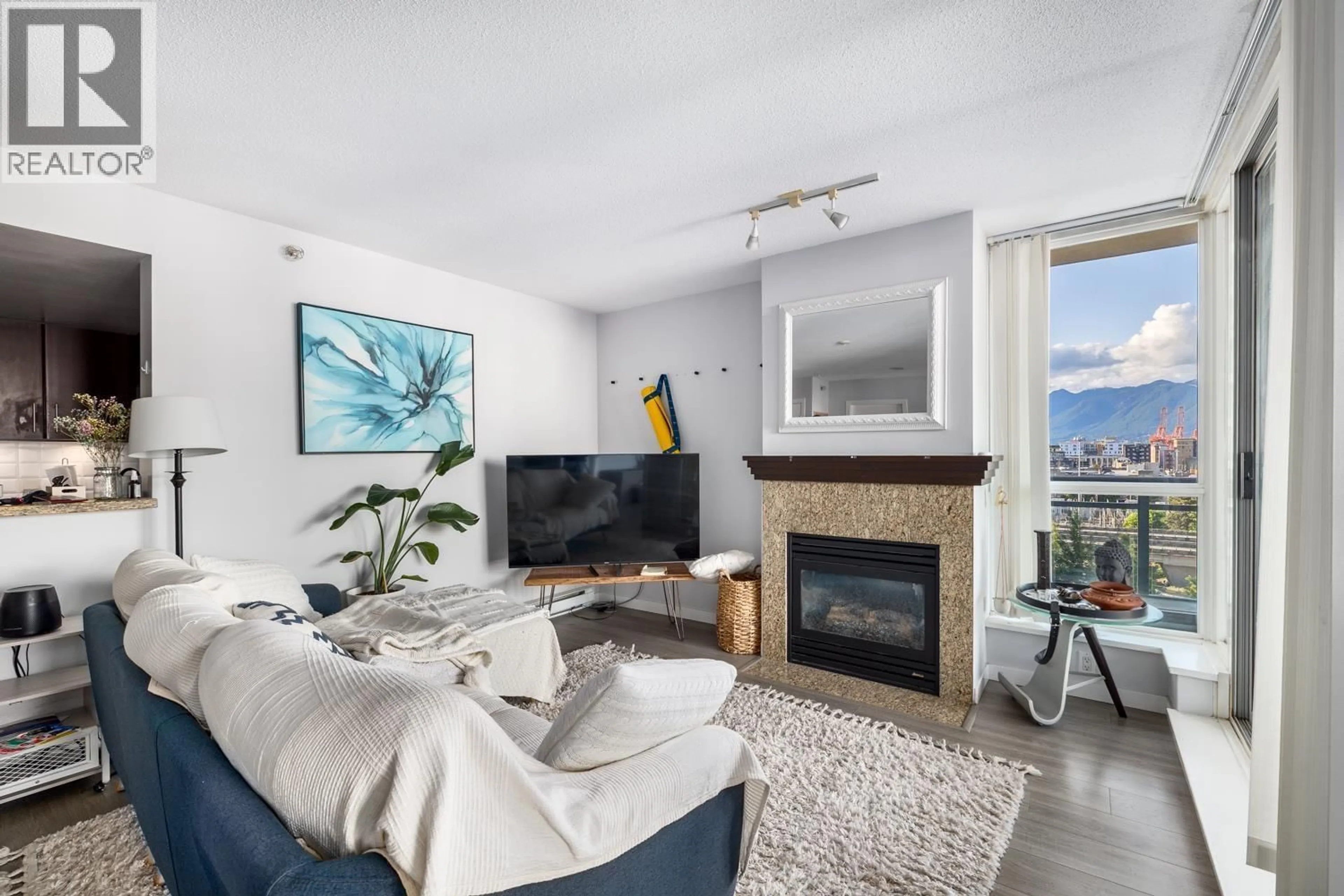 Living room with furniture, unknown for 1002 - 120 MILROSS AVENUE, Vancouver British Columbia V6A4K7