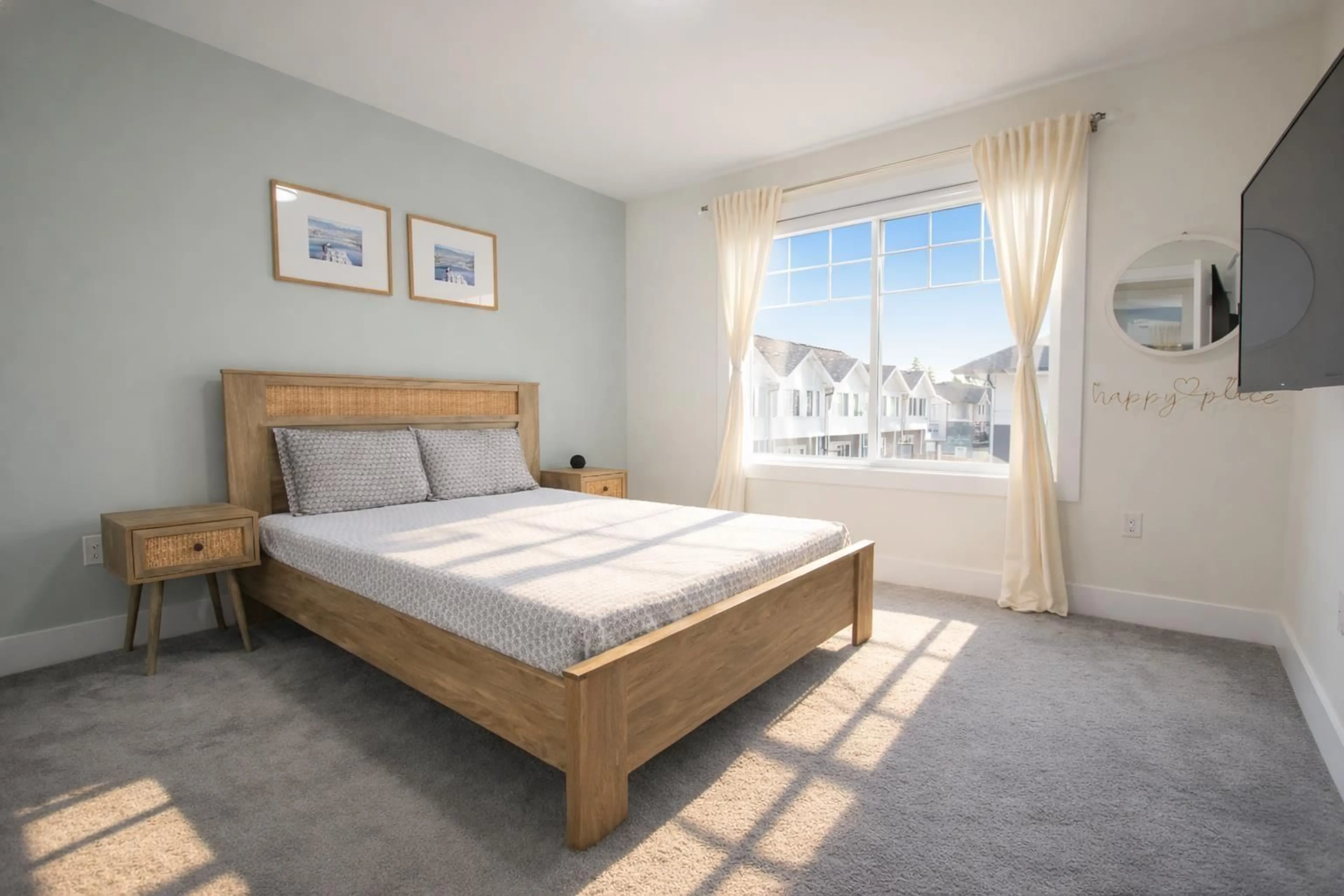 Bedroom with bed, unknown for 4 - 19483 74 AVENUE, Surrey British Columbia V4N6V7