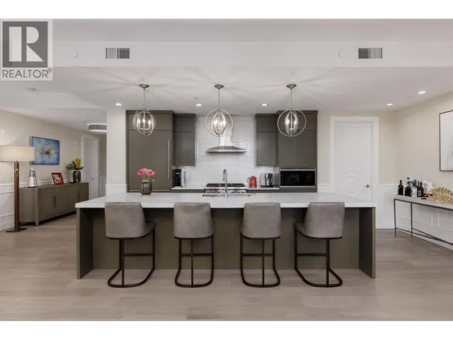 304 - 1009 LAURIER AVENUE, Vancouver 5