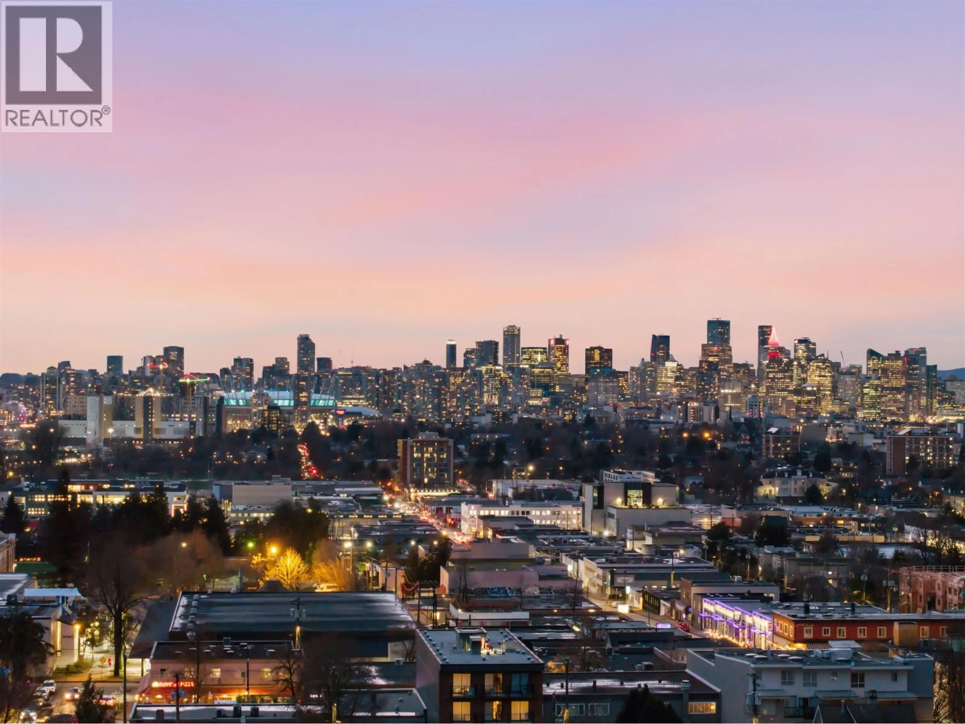 Blurry image for 2 - 1841 PARKER STREET, Vancouver British Columbia V5L2L1