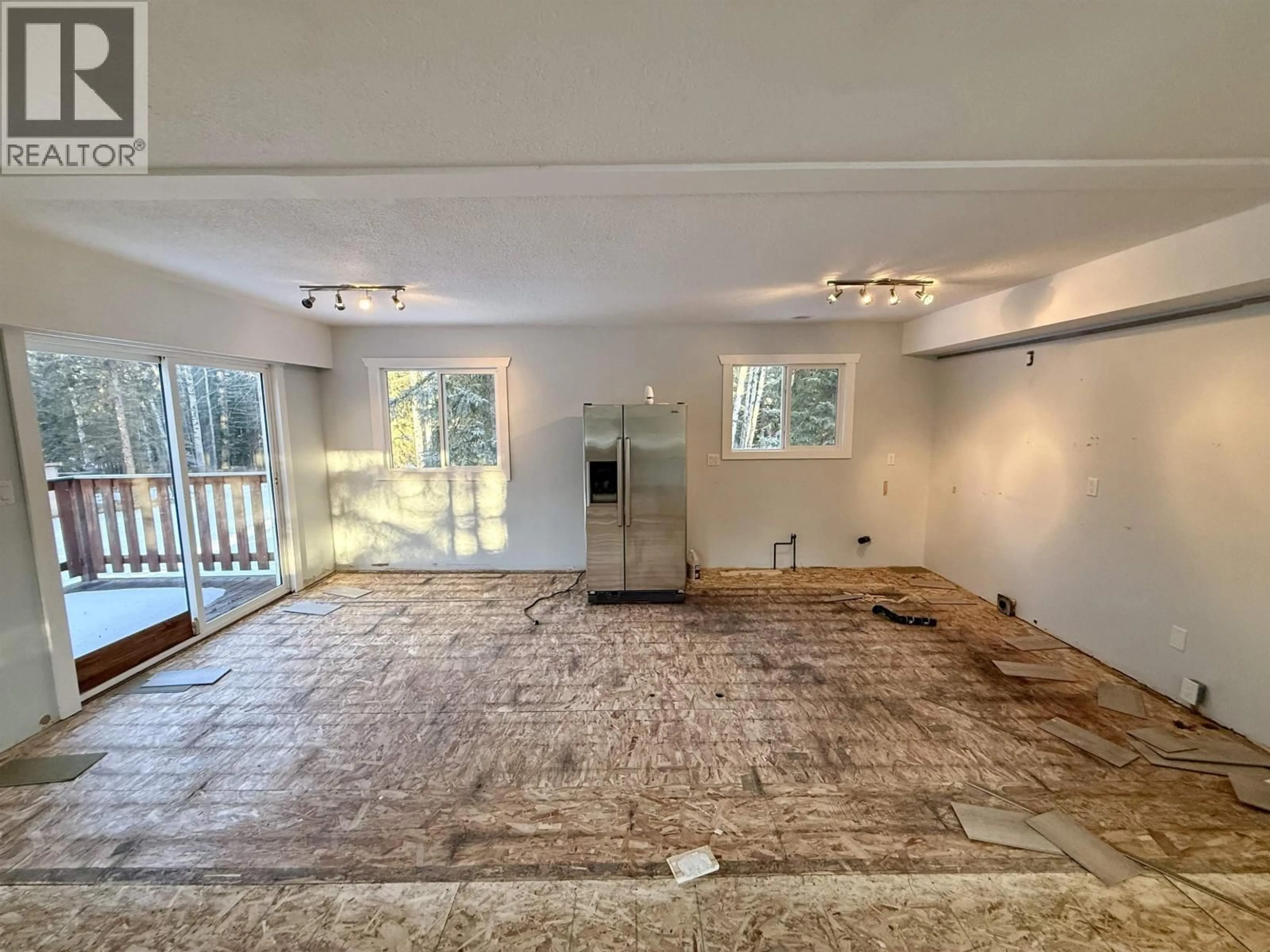 A pic of a room for 6053 HORSE LAKE ROAD, 100 Mile House British Columbia V0K2E3