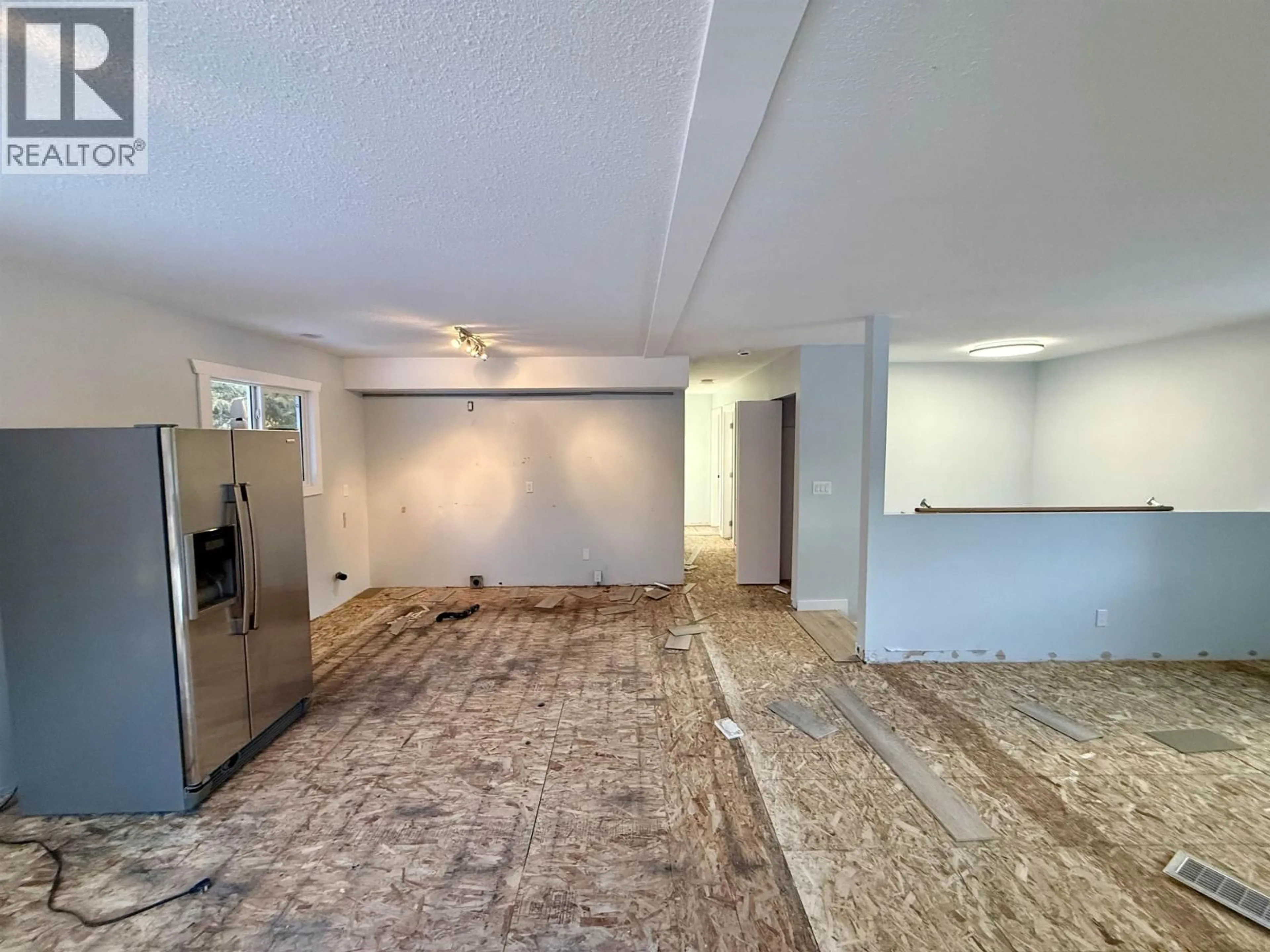 A pic of a room for 6053 HORSE LAKE ROAD, 100 Mile House British Columbia V0K2E3