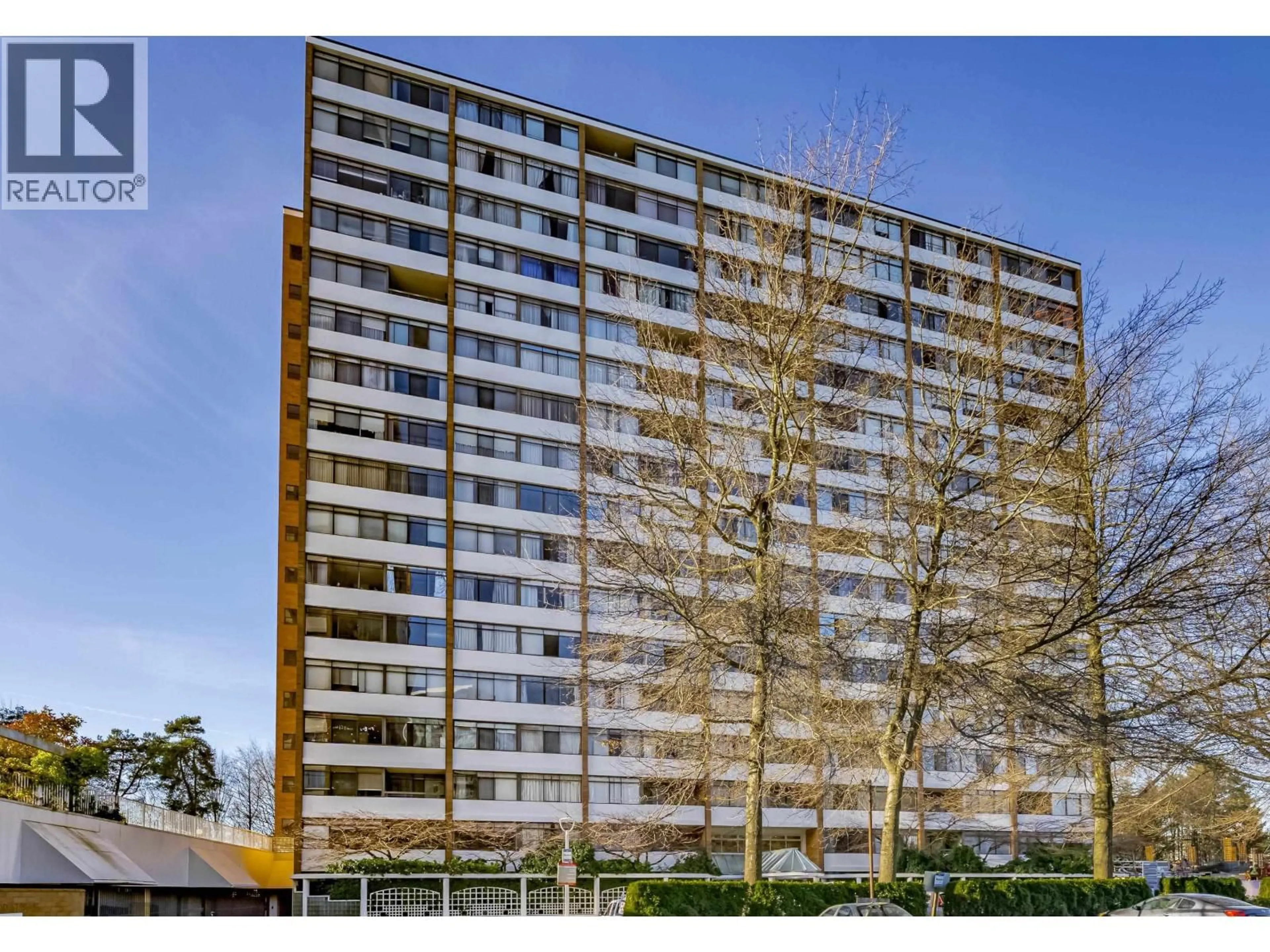 A pic from outside/outdoor area/front of a property/back of a property/a pic from drone, building for 602 - 6611 MINORU BOULEVARD, Richmond British Columbia V6Y1Y9