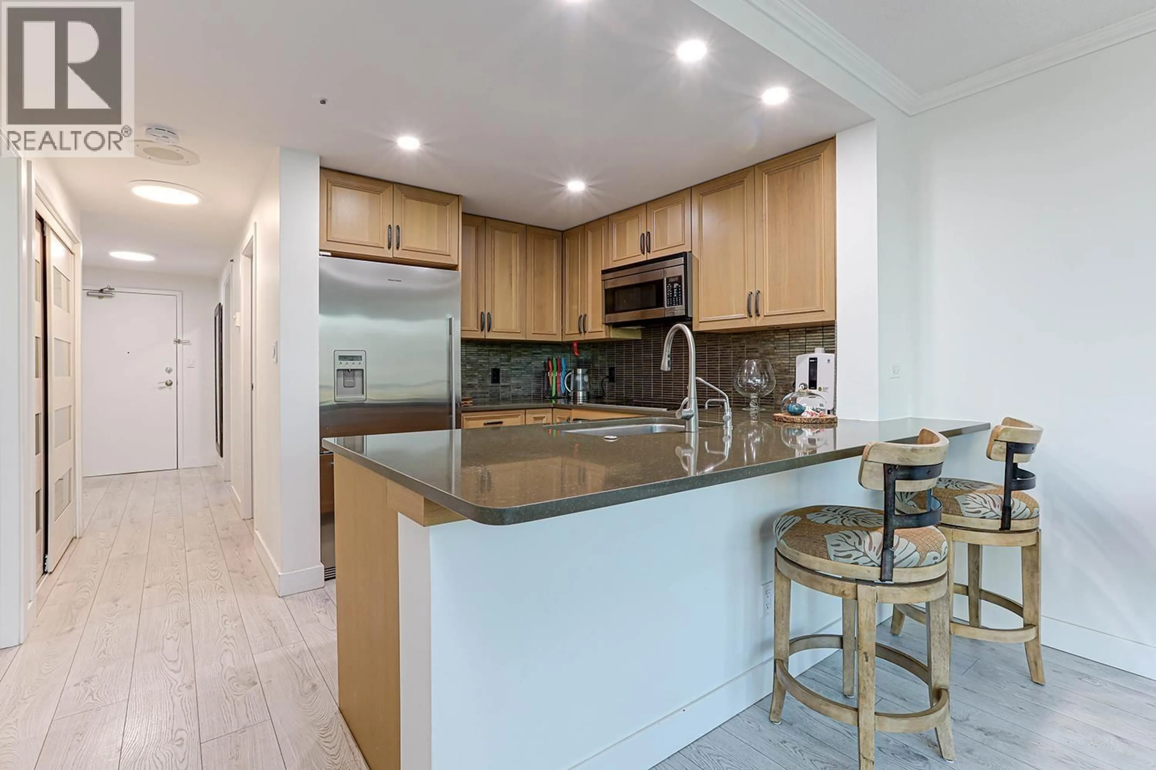 Open concept kitchen, unknown for 702 - 588 BROUGHTON STREET, Vancouver British Columbia V6G3E3