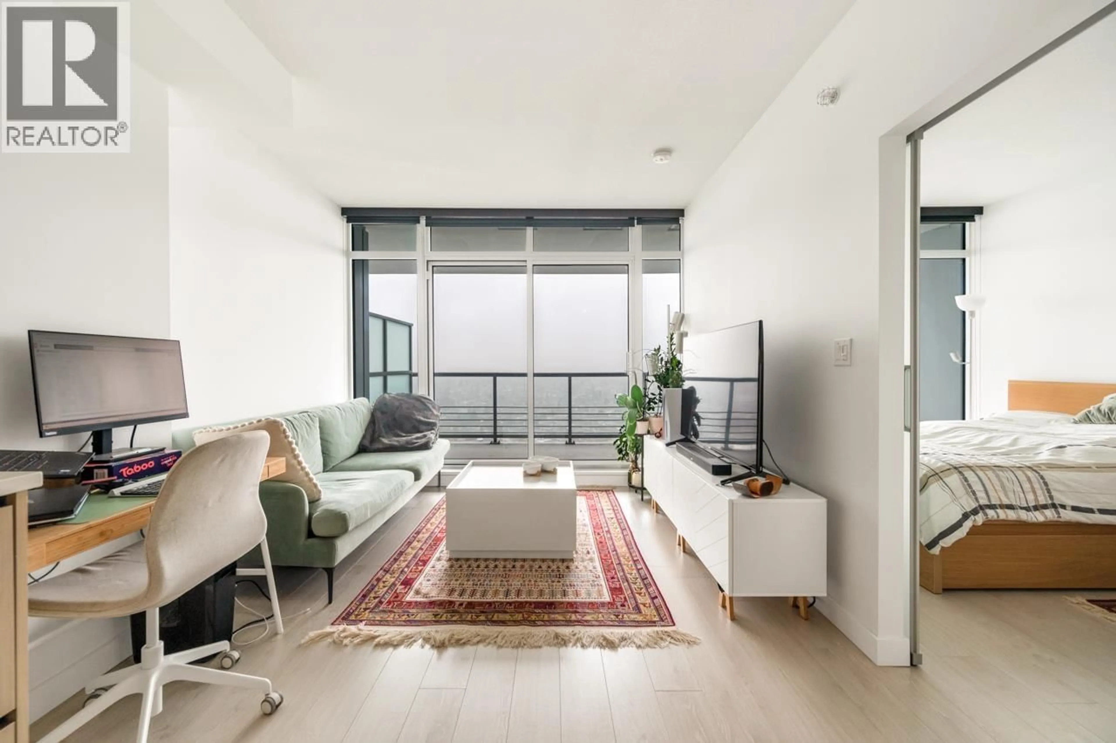 Living room with furniture, unknown for 3806 - 4730 LOUGHEED HIGHWAY, Burnaby British Columbia V5C0M9