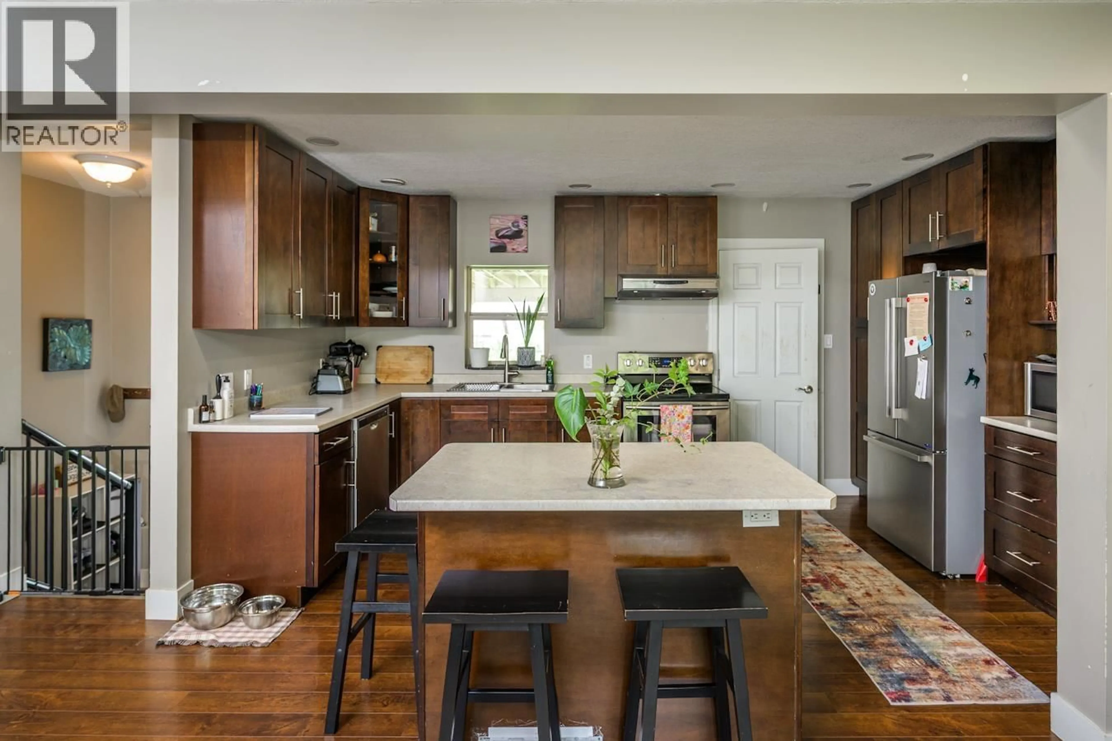 Open concept kitchen, unknown for 1941 MAPLE STREET, Prince George British Columbia V2L1X2