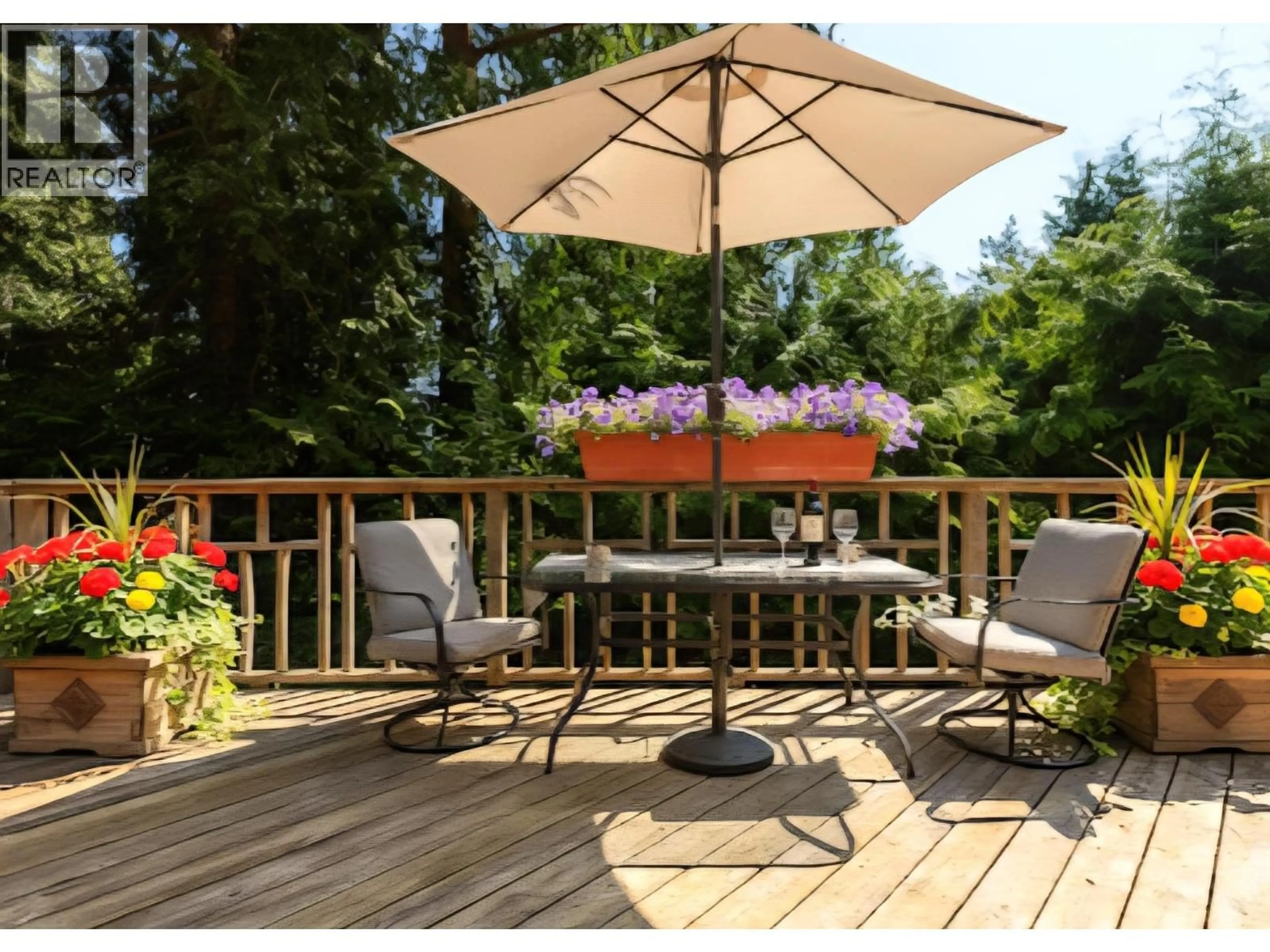 Patio, unknown for 350 OAK AVENUE, Keats Island British Columbia V0N1V0