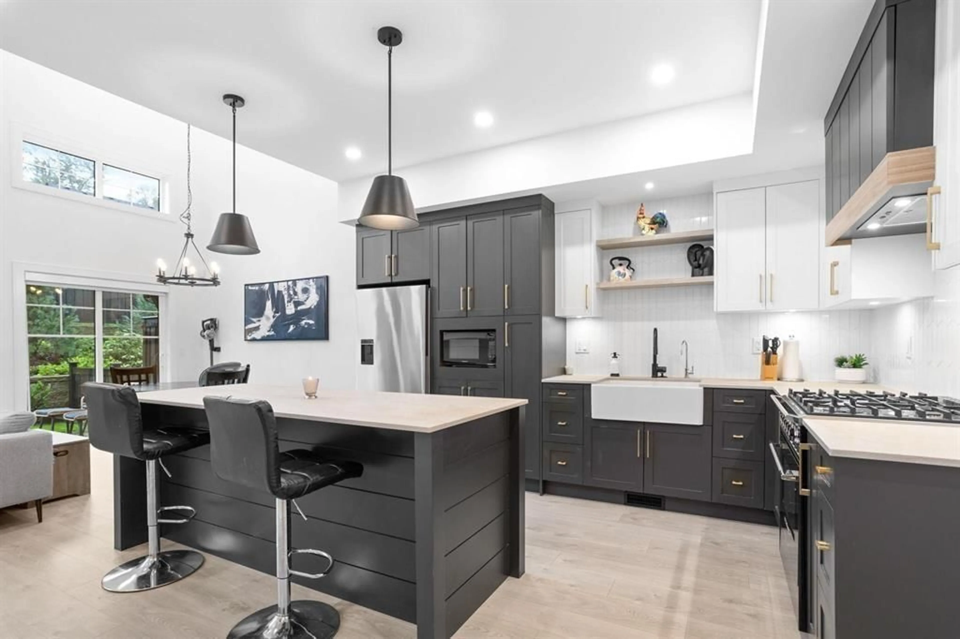 Contemporary kitchen, ceramic/tile floor for 87 - 7967 197 STREET, Langley British Columbia V2Y3P1