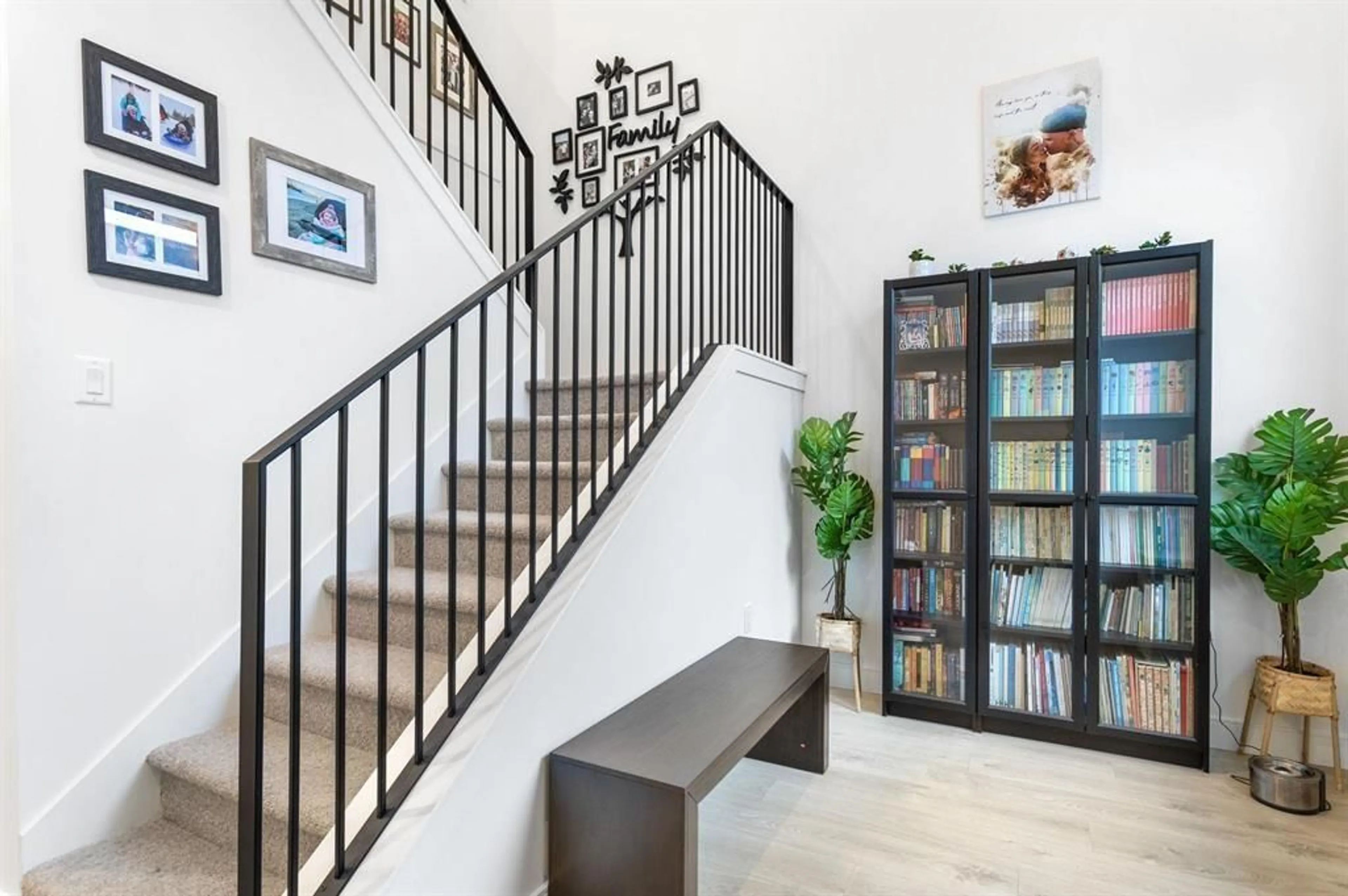 Stairs for 87 - 7967 197 STREET, Langley British Columbia V2Y3P1