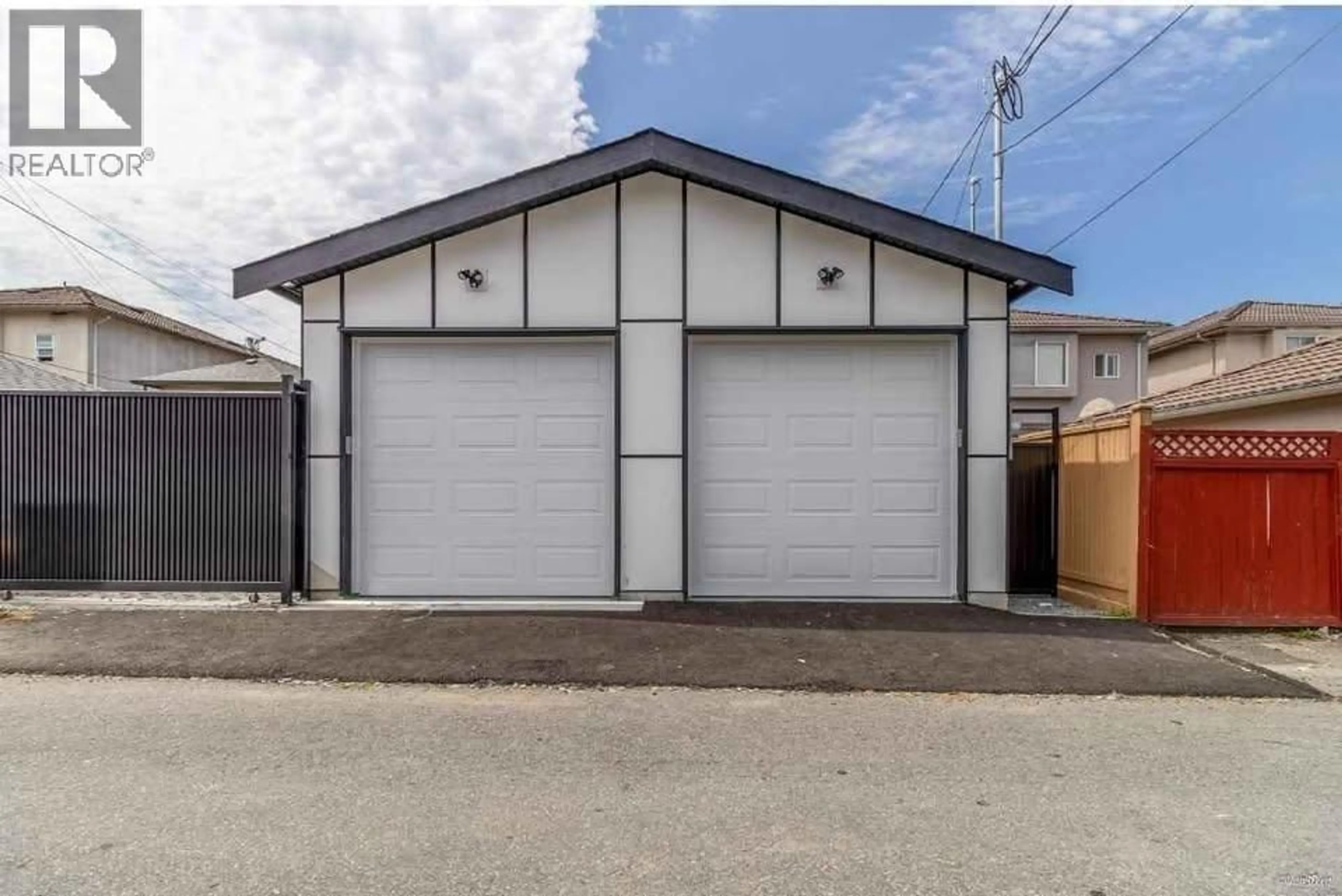 Indoor garage for 5092 CLARENDON STREET, Vancouver British Columbia V5R3J5