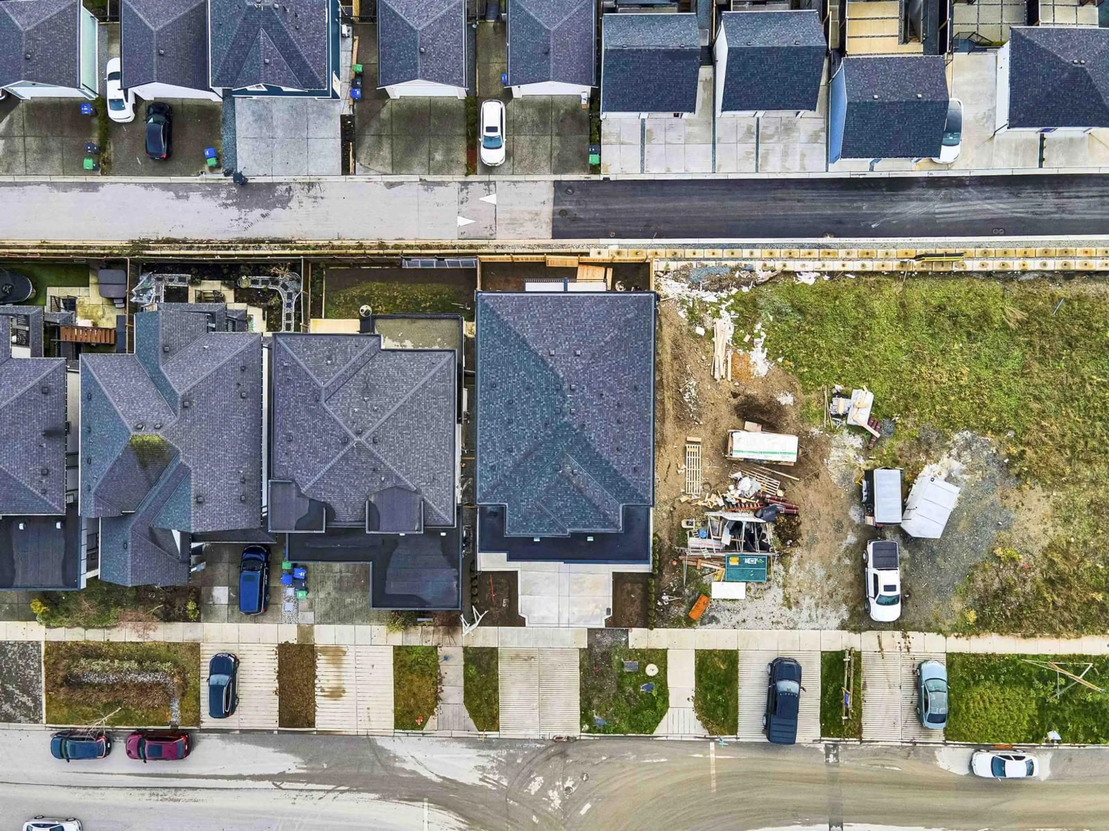 A pic from outside/outdoor area/front of a property/back of a property/a pic from drone, street for 102 - 16702 16A AVENUE, Surrey British Columbia V3Z0T3