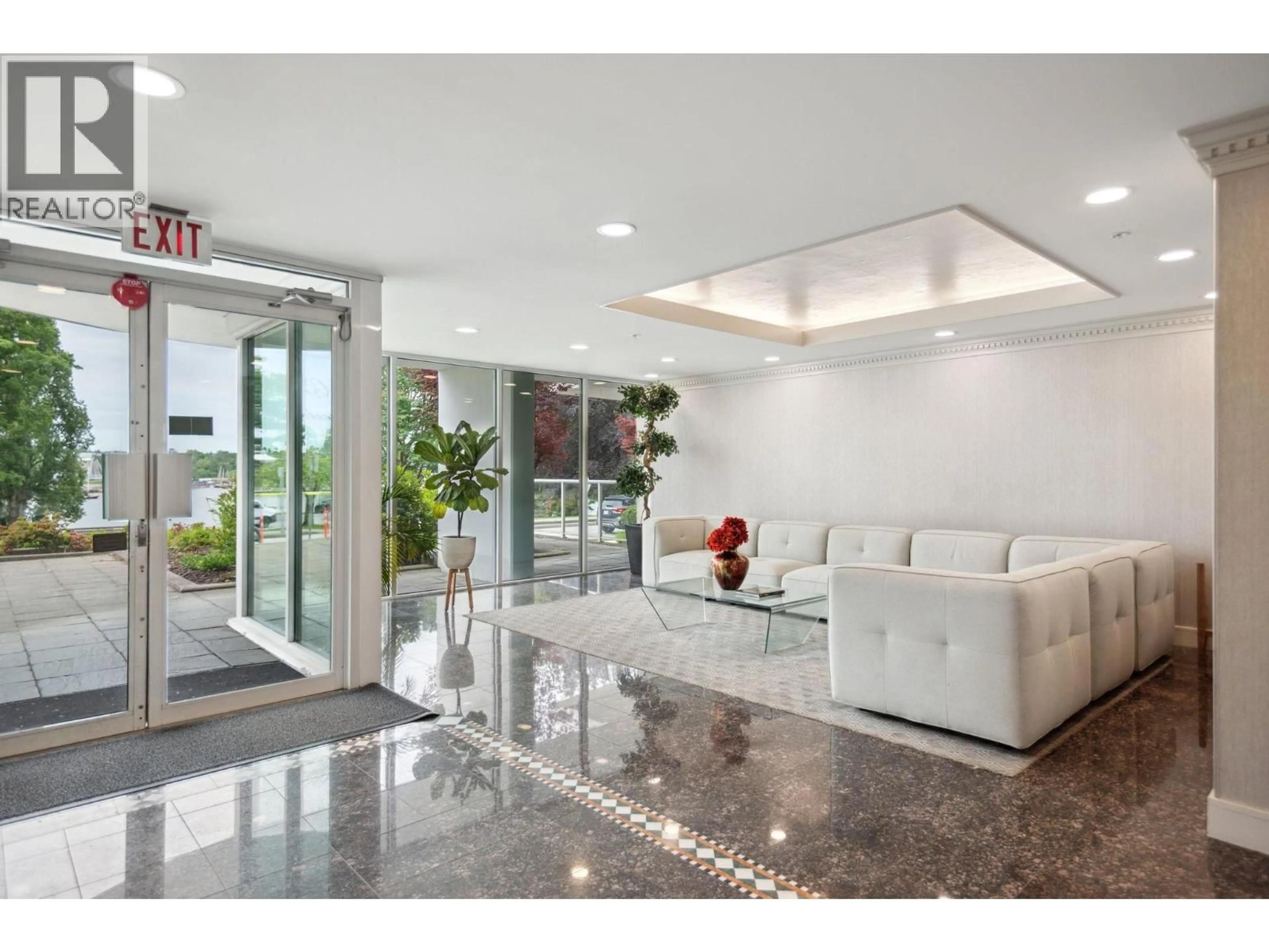 Lobby for 5A - 1403 BEACH AVENUE, Vancouver British Columbia V6G1Y3