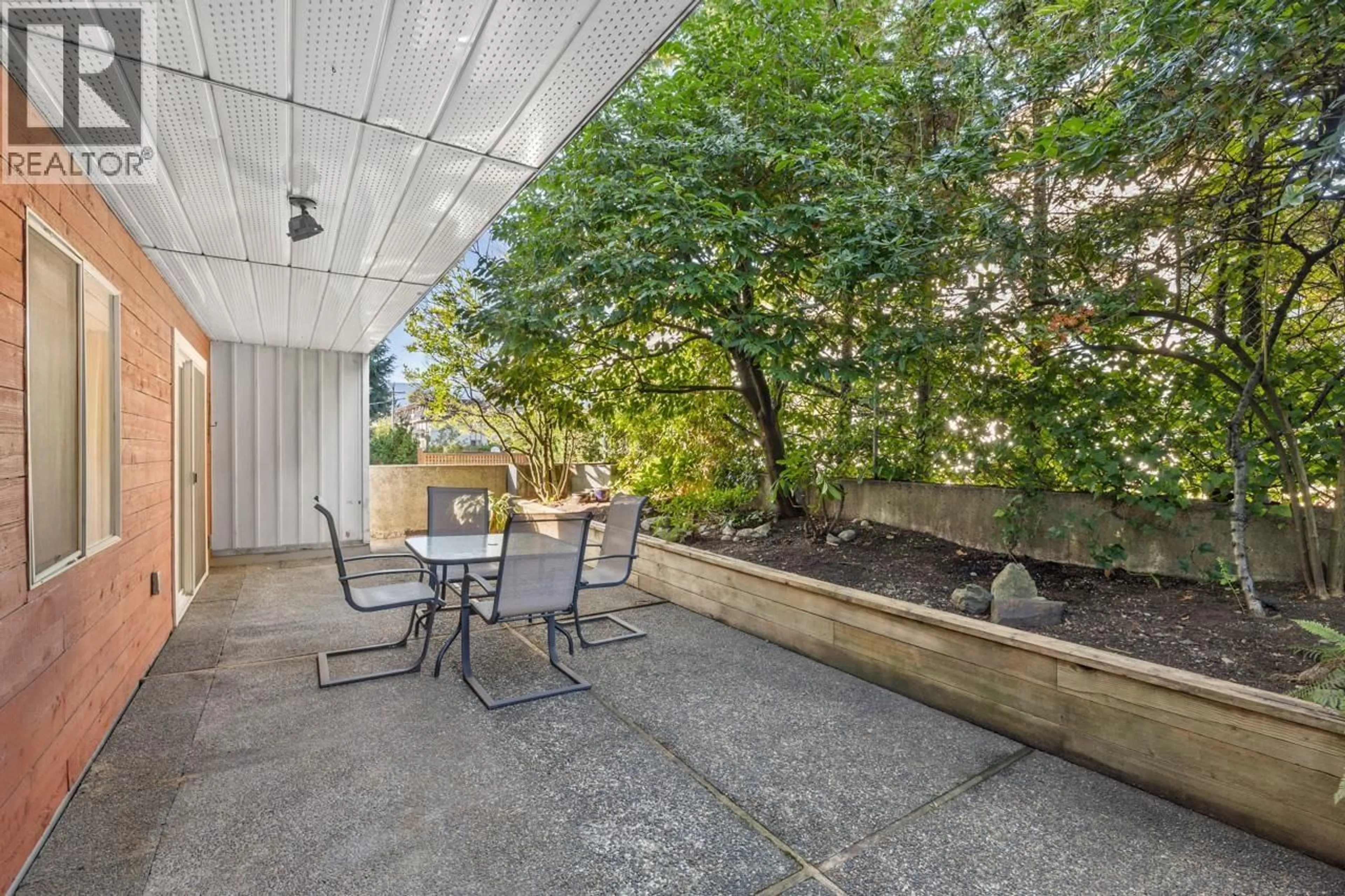 Patio, street for 314 - 250 1ST STREET, North Vancouver British Columbia V7M1B4
