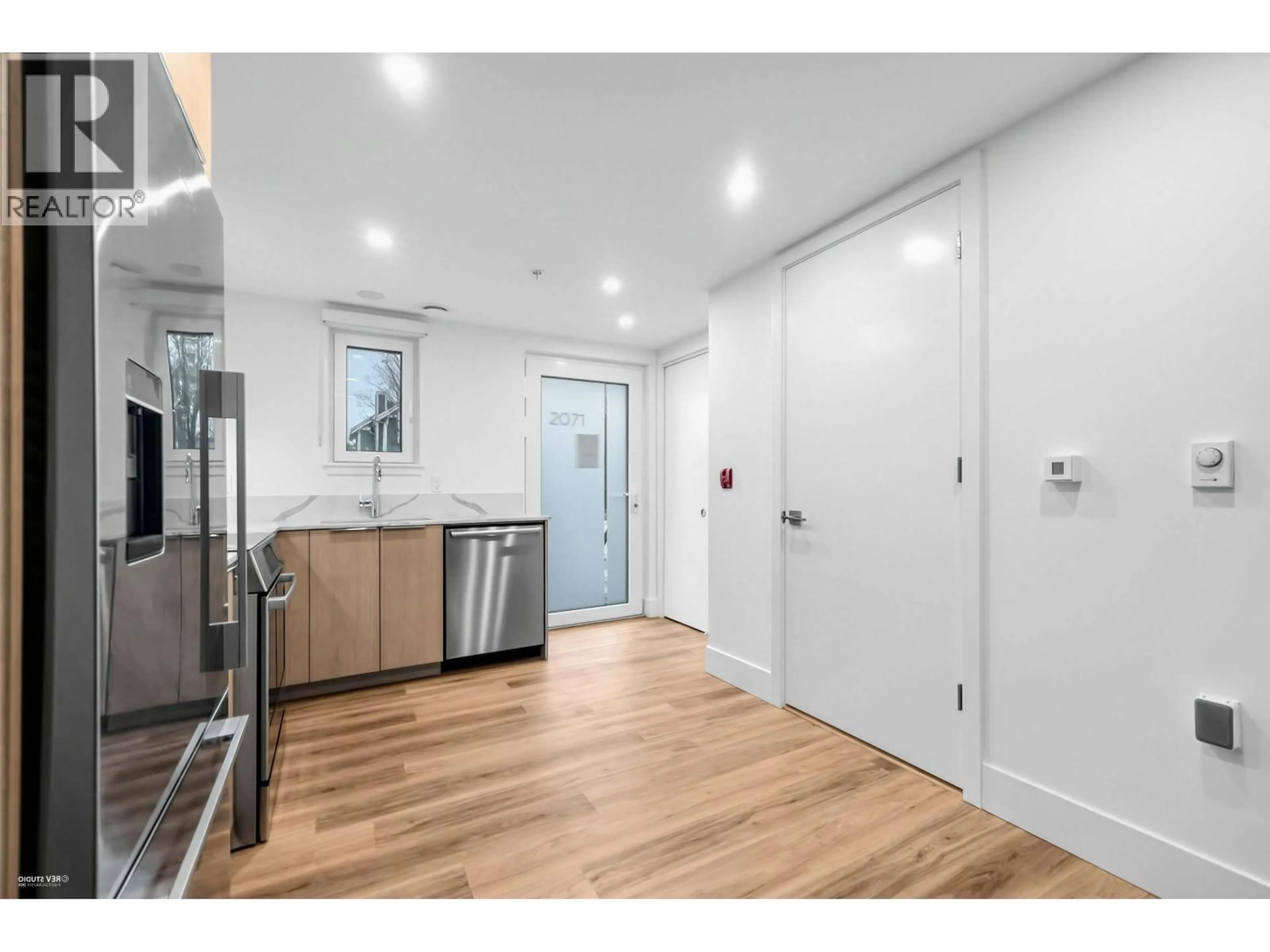 Unknown for 202 - 2075 1ST AVENUE, Vancouver British Columbia V5N1B6