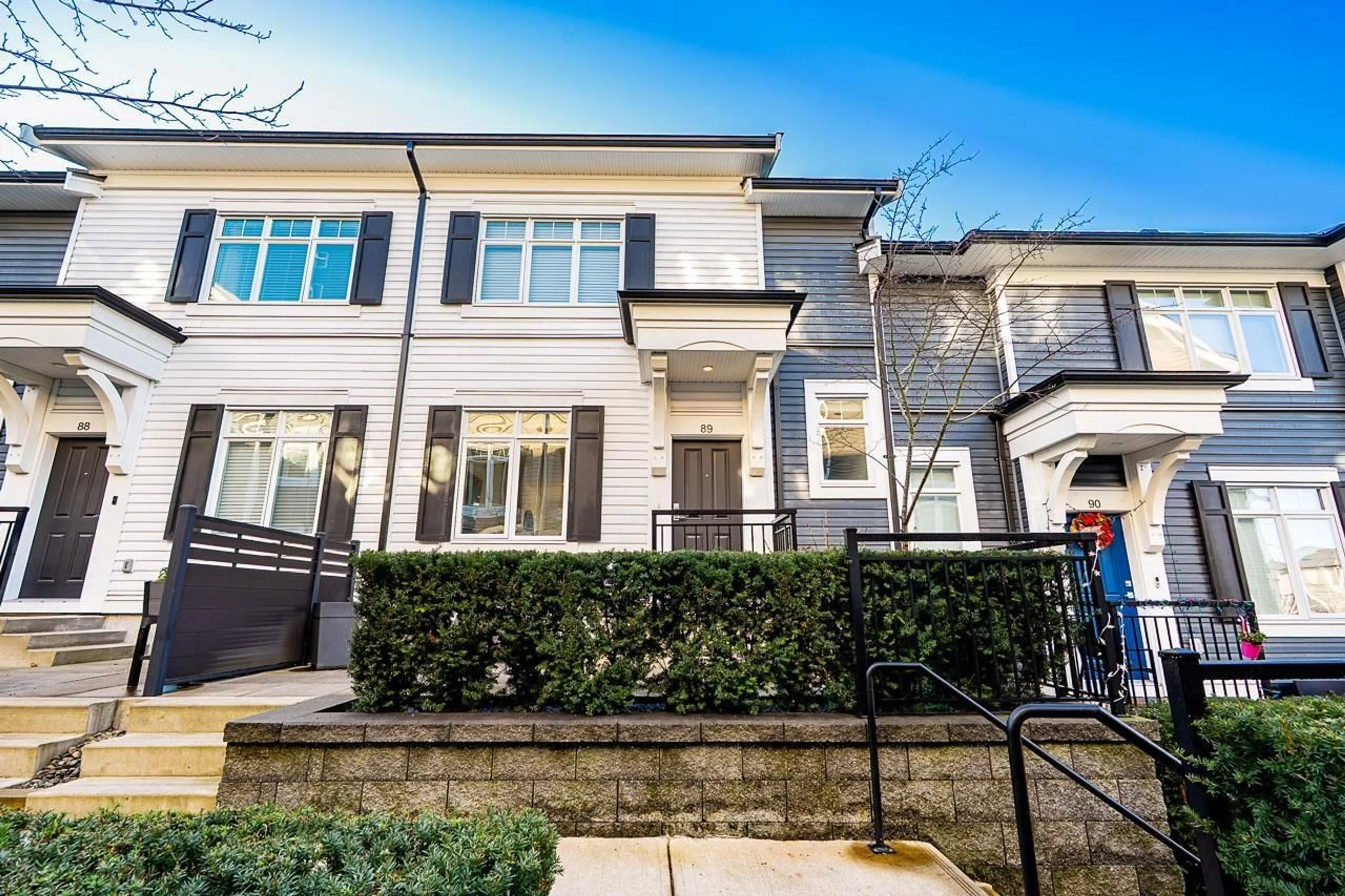 Home with brick exterior material, street for 89 - 2070 OAK MEADOWS DRIVE, Surrey British Columbia V3Z1J1