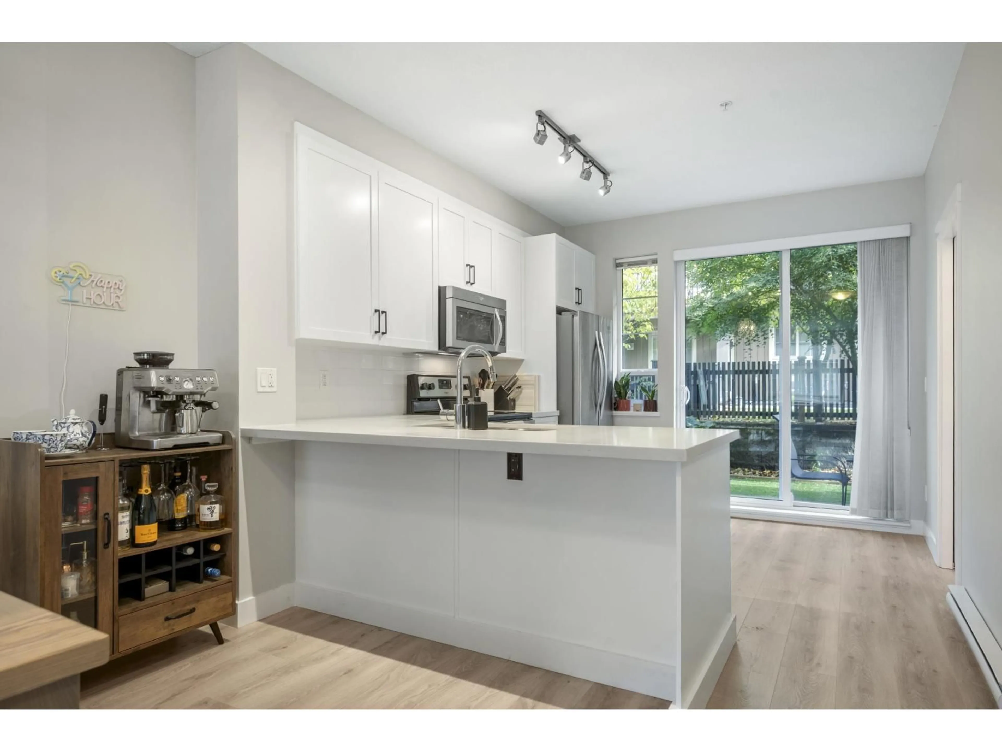 Open concept kitchen, wood/laminate floor for 52 - 4967 220 STREET, Langley British Columbia V3A0G3