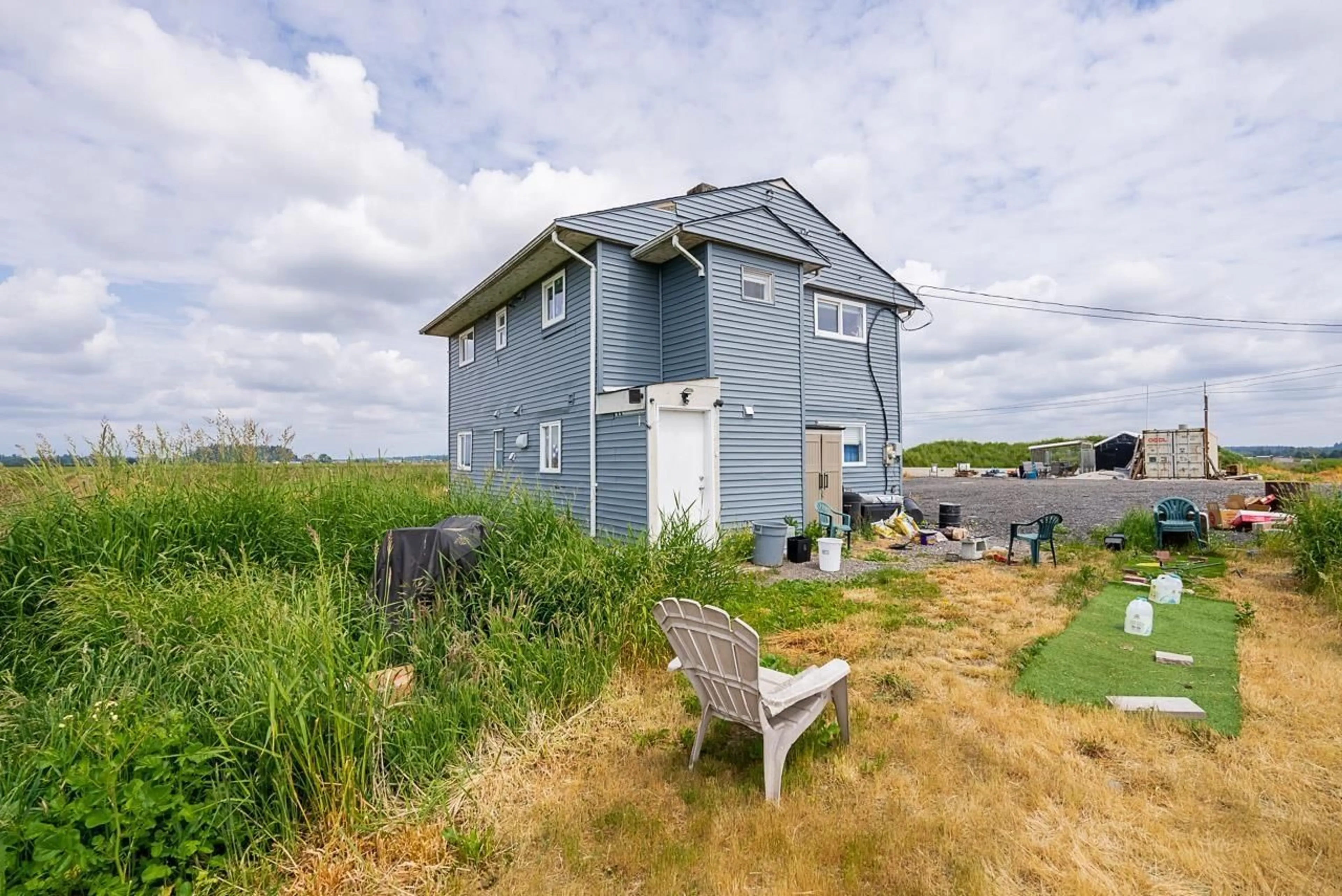 Shed for 17027 40 AVENUE, Langley British Columbia V3S0L5