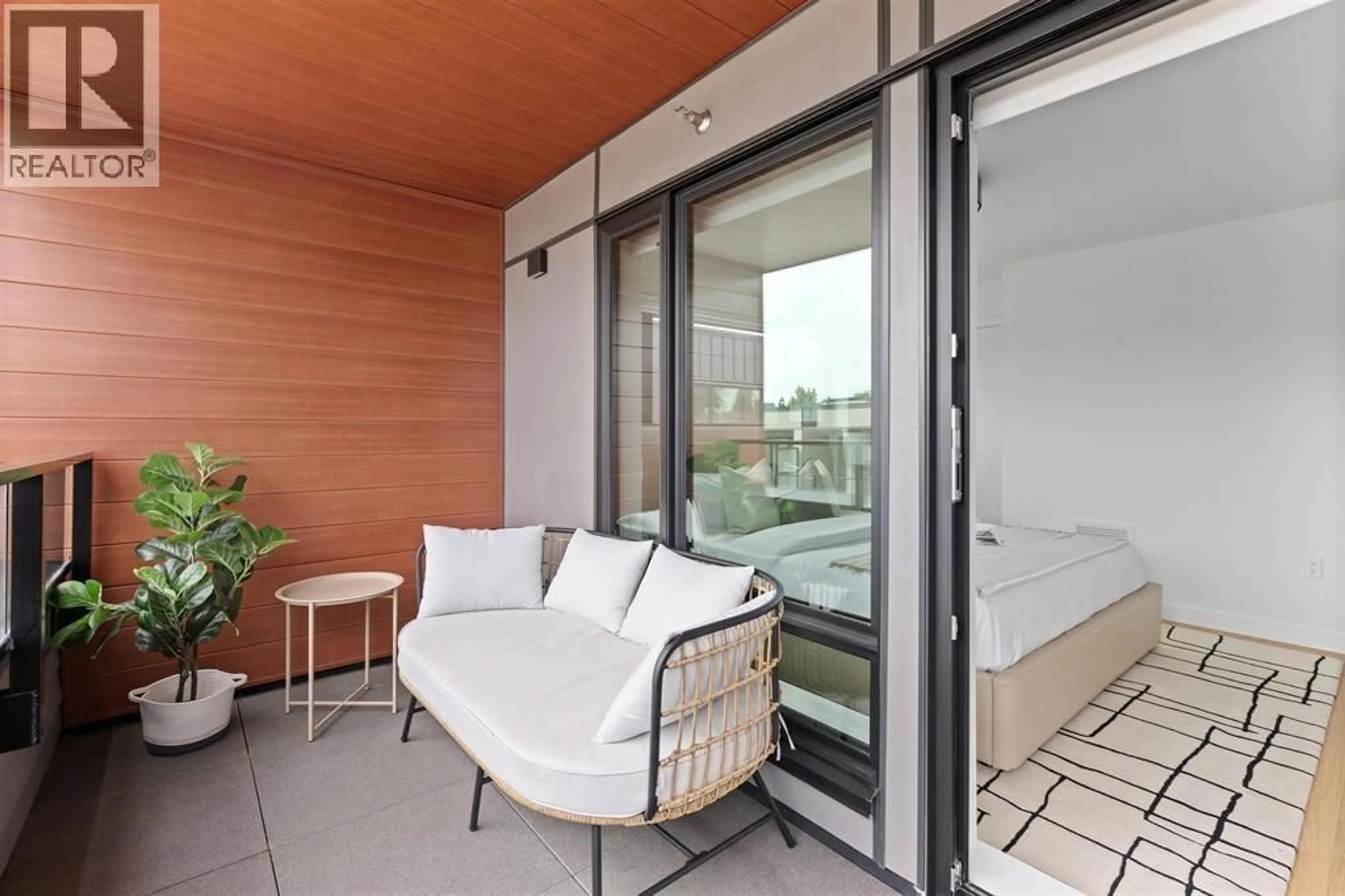 Balcony in the apartment, unknown for 3 - 6768 OAK STREET, Vancouver British Columbia V6P0L2