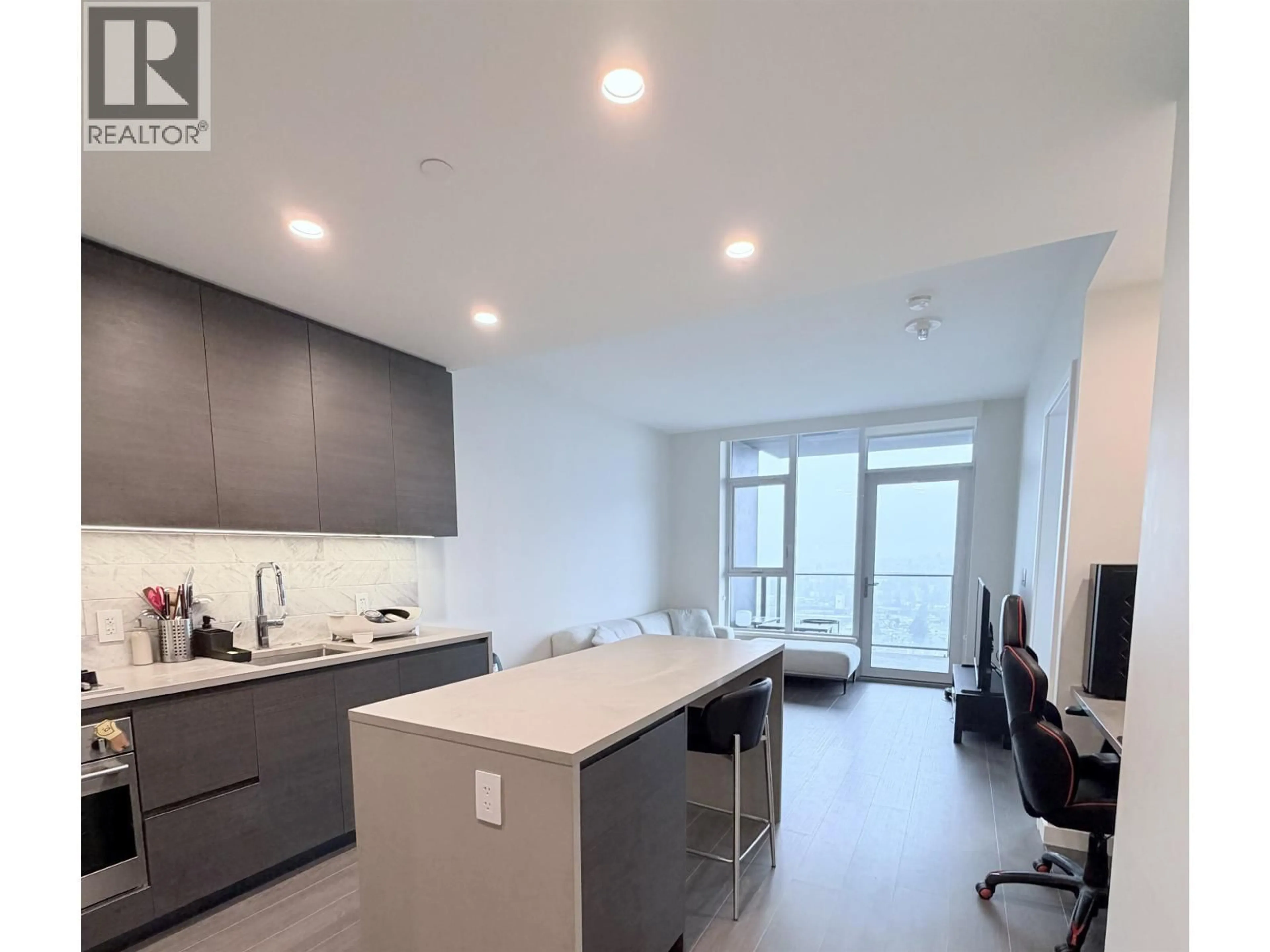 Open concept kitchen, unknown for 2803 - 2108 GILMORE AVENUE, Burnaby British Columbia V5C0N8